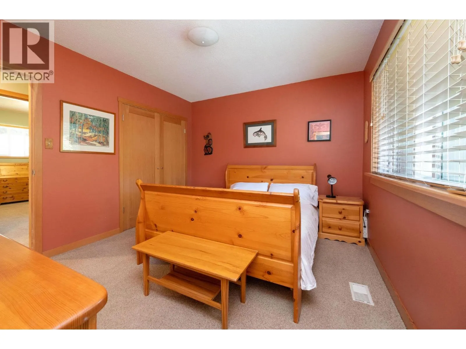 2573 KILMARNOCK CRESCENT
