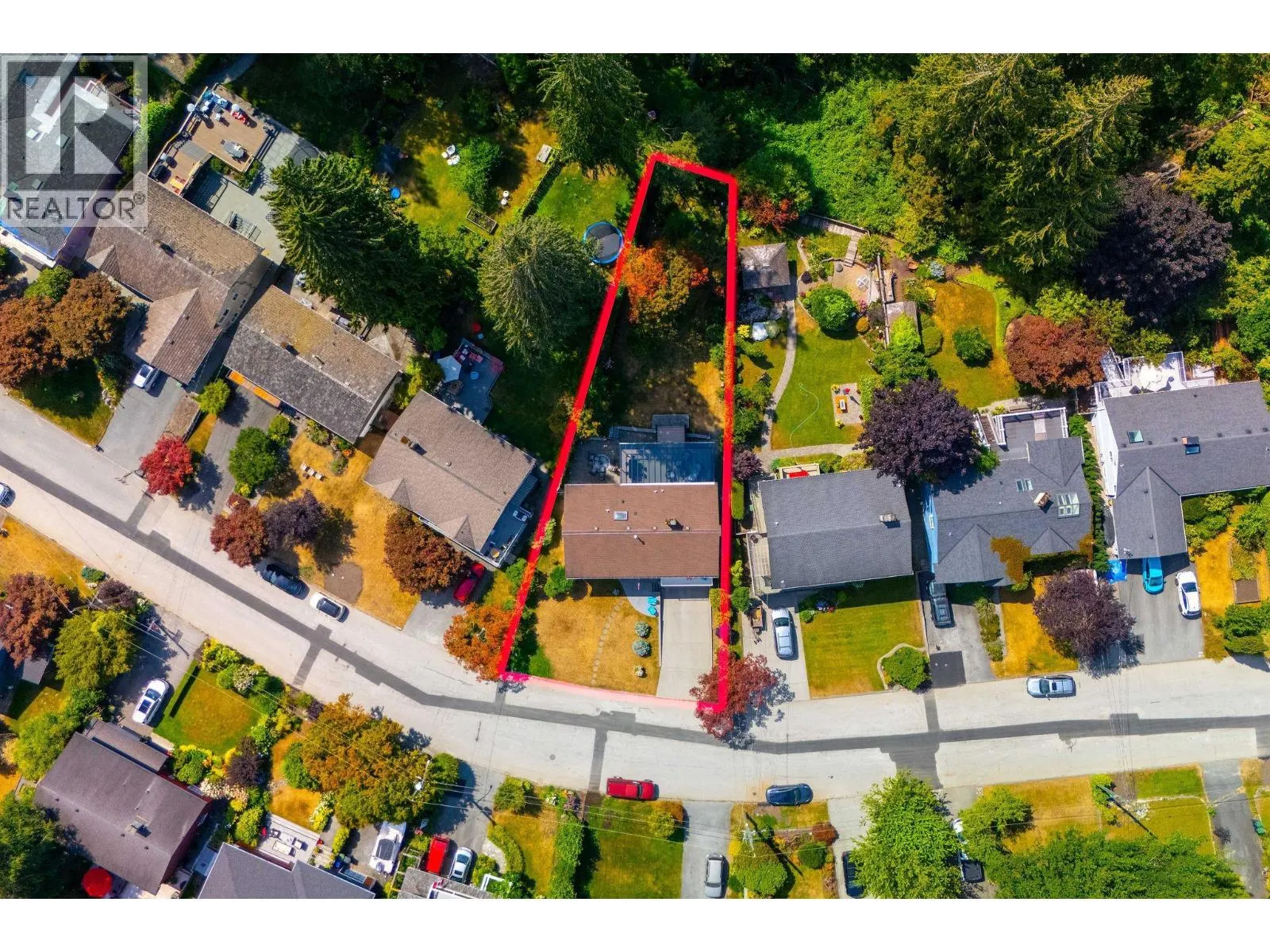 2573 KILMARNOCK CRESCENT