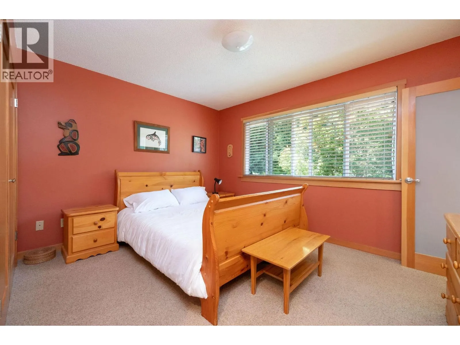 2573 KILMARNOCK CRESCENT