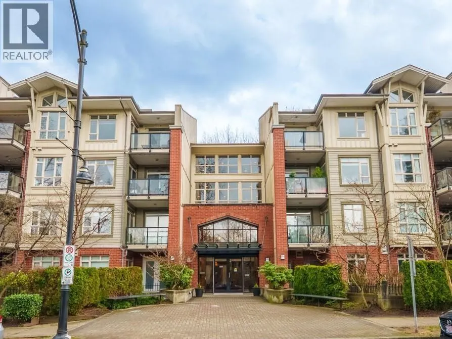 105 100 CAPILANO ROAD