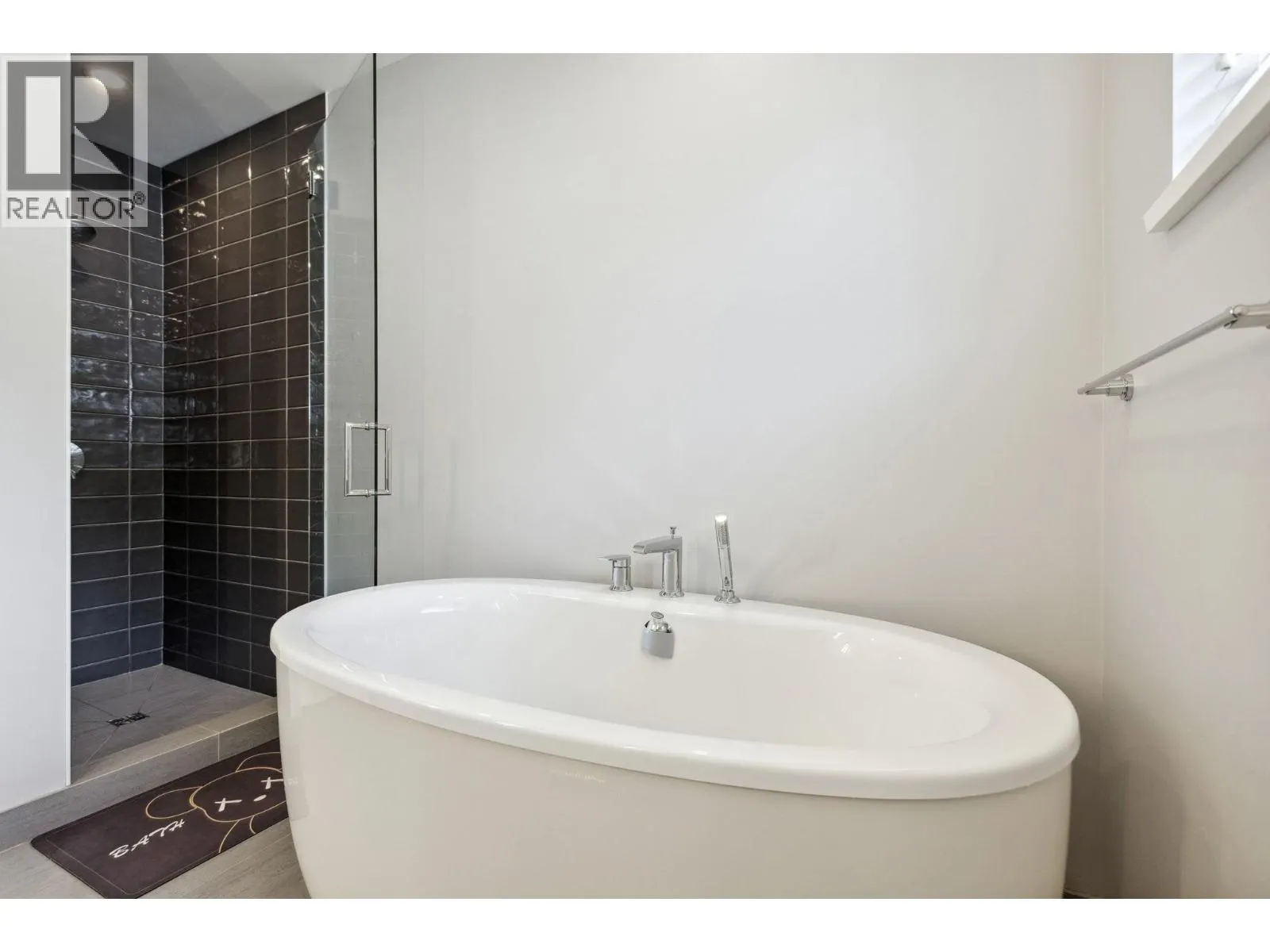 4684 CAPILANO ROAD