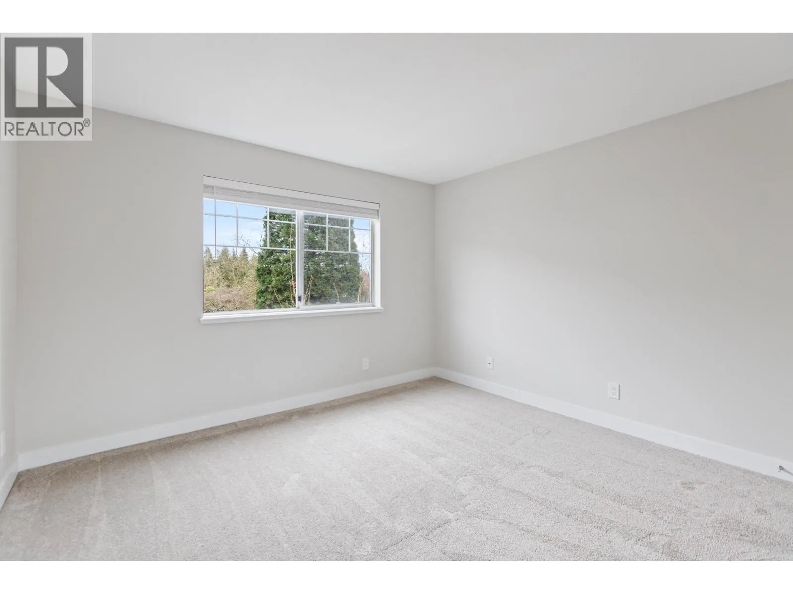 225 22611 116 AVENUE
