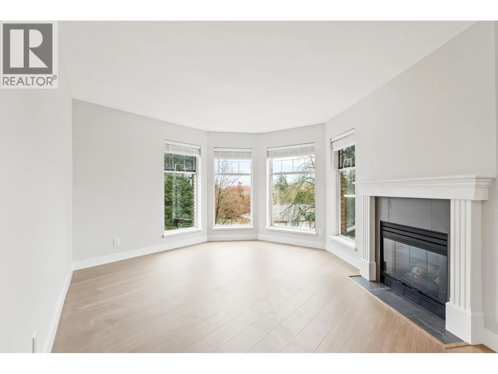 225 22611 116 AVENUE
