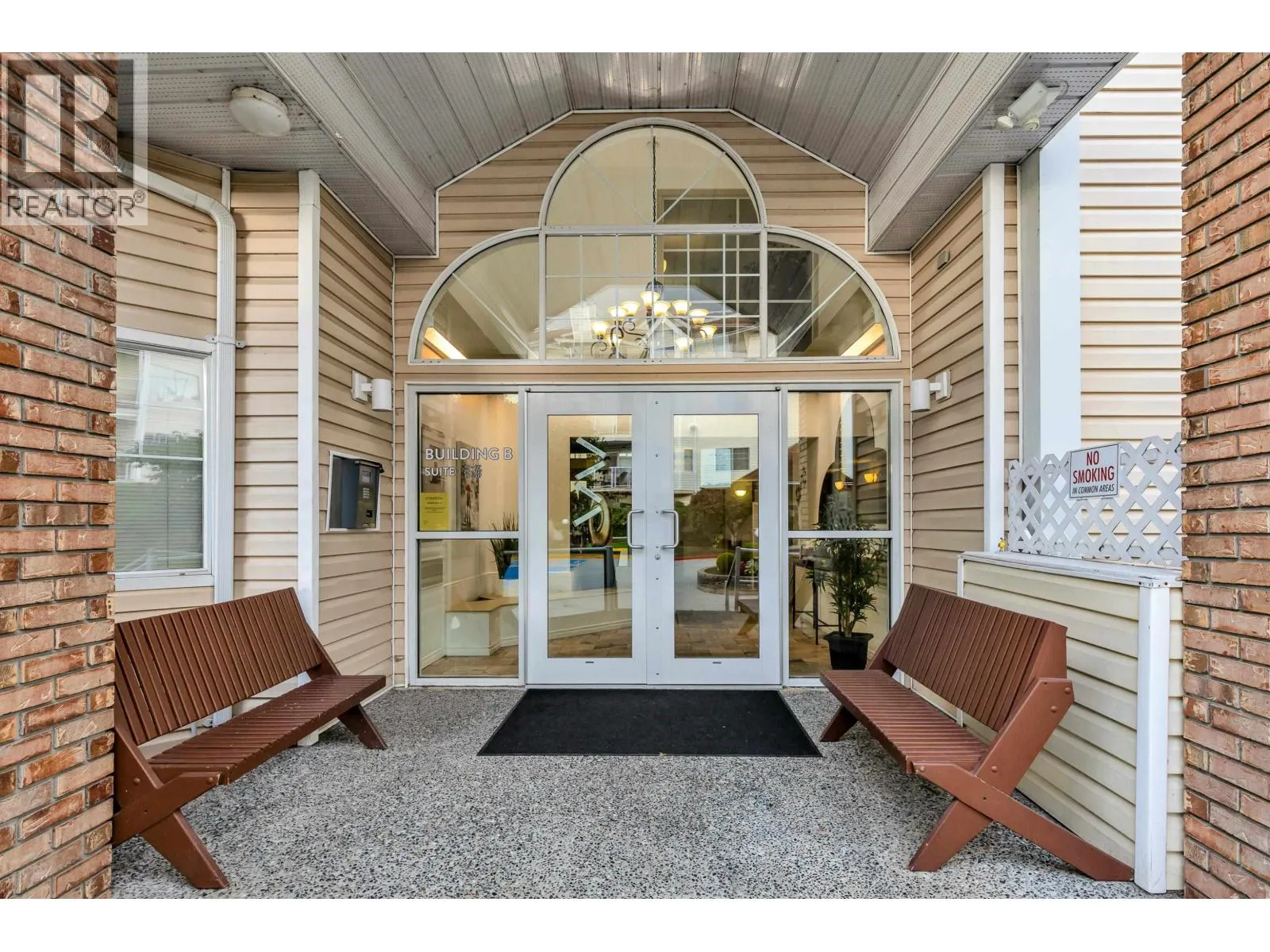 225 22611 116 AVENUE