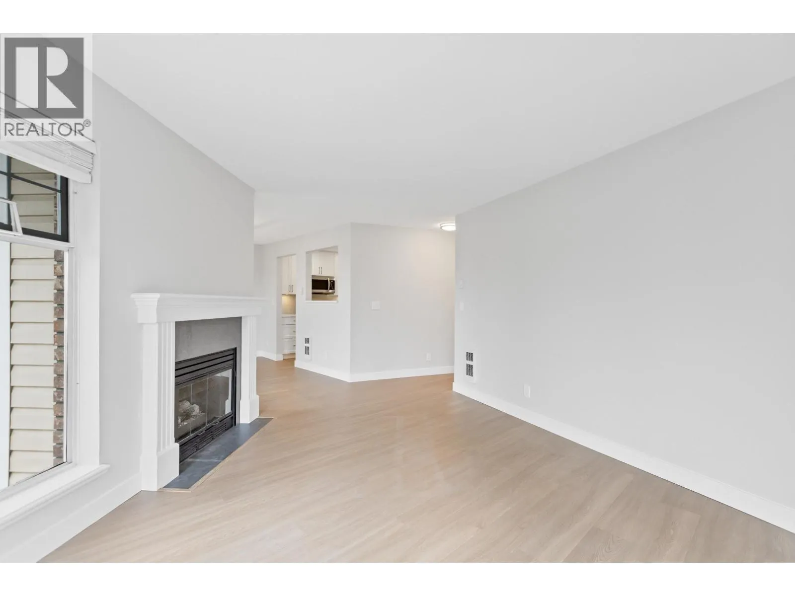 225 22611 116 AVENUE