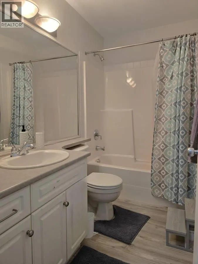 16 23233 KANAKA WAY