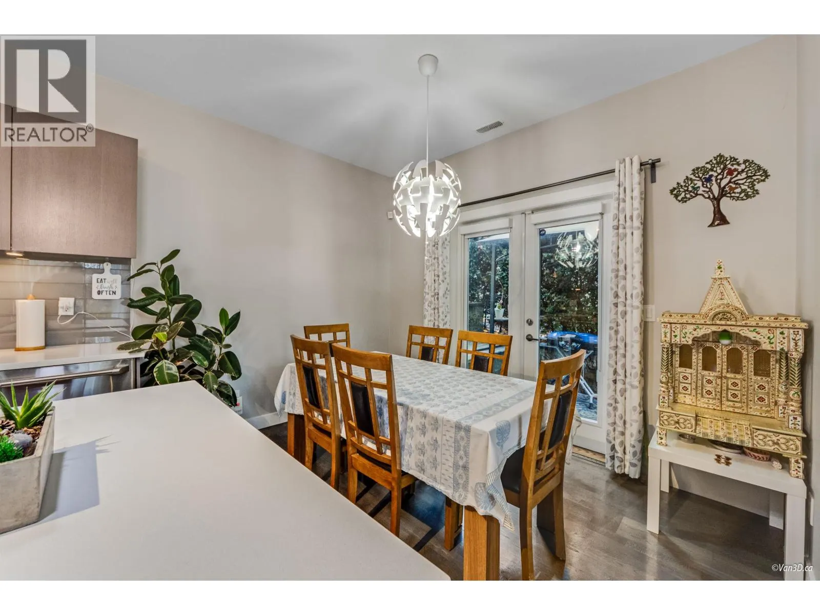 9 10119 RIVER DRIVE