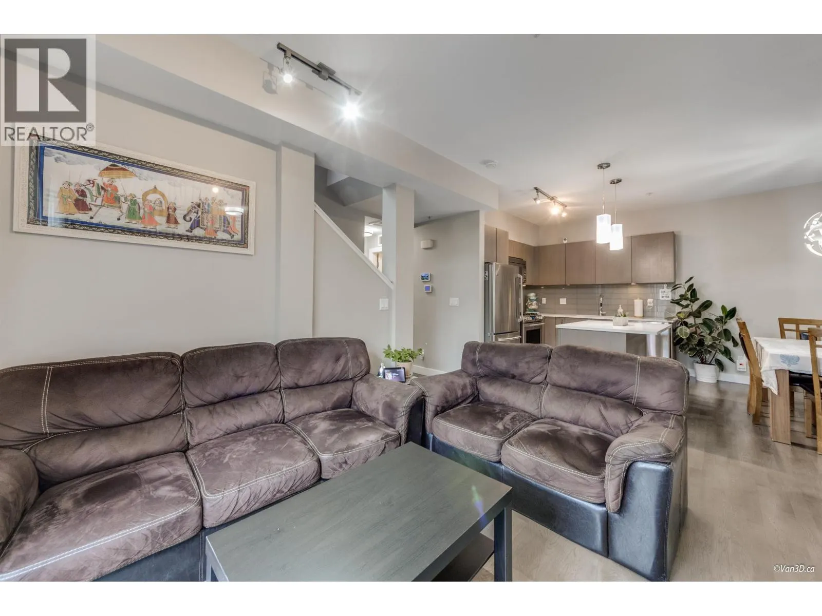 9 10119 RIVER DRIVE