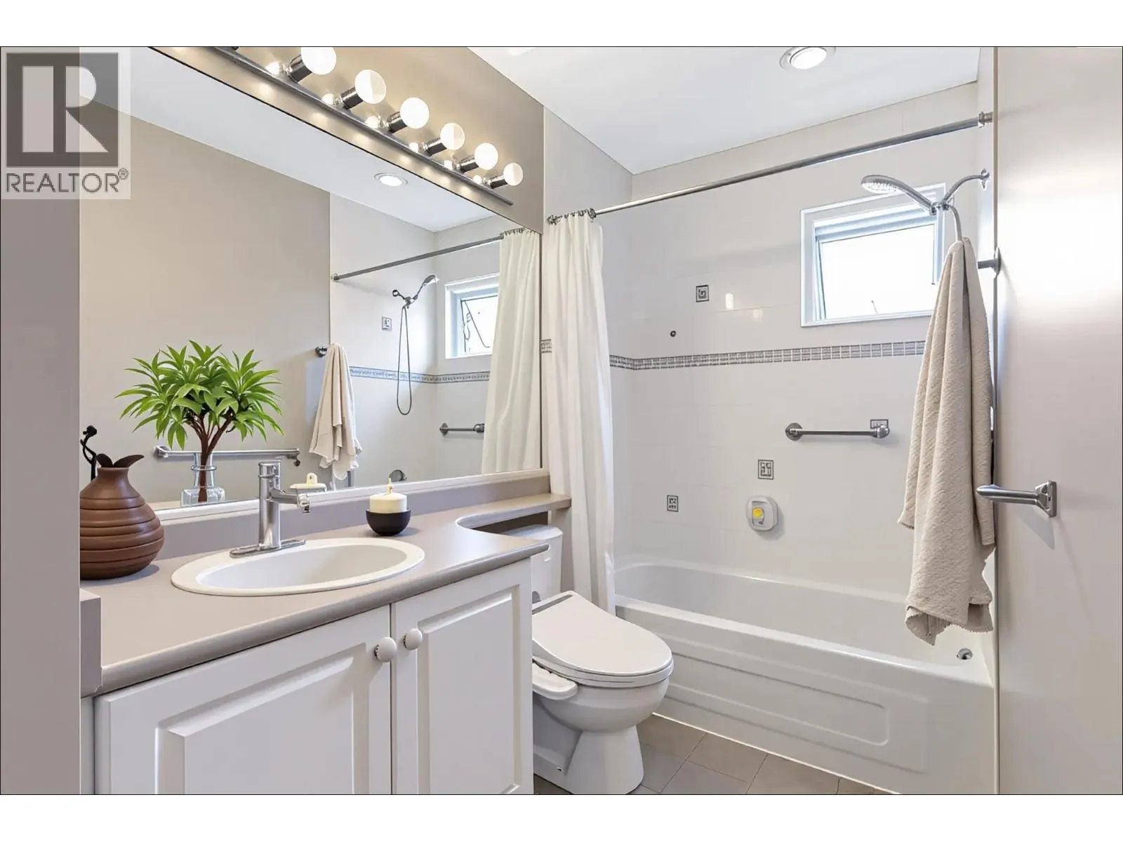 235 W 19TH STREET