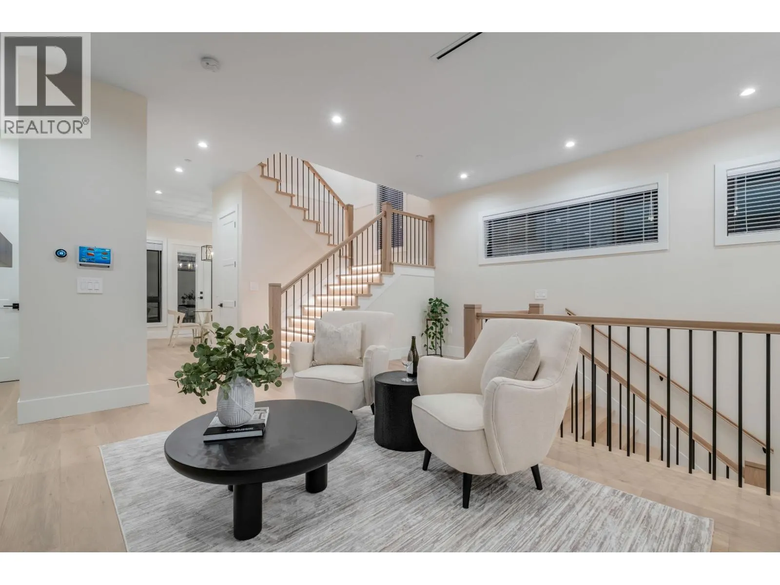 21996 ISAAC CRESCENT