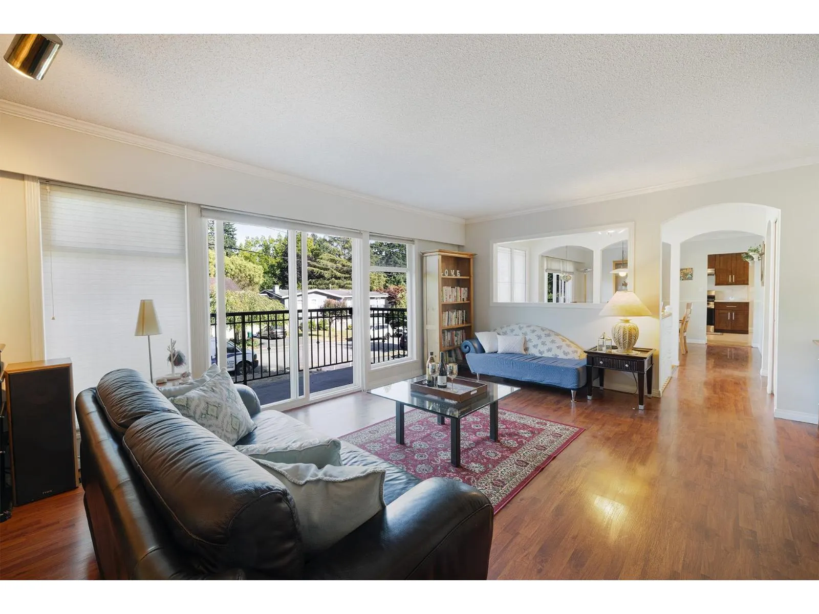 11055 LINCOLN DRIVE