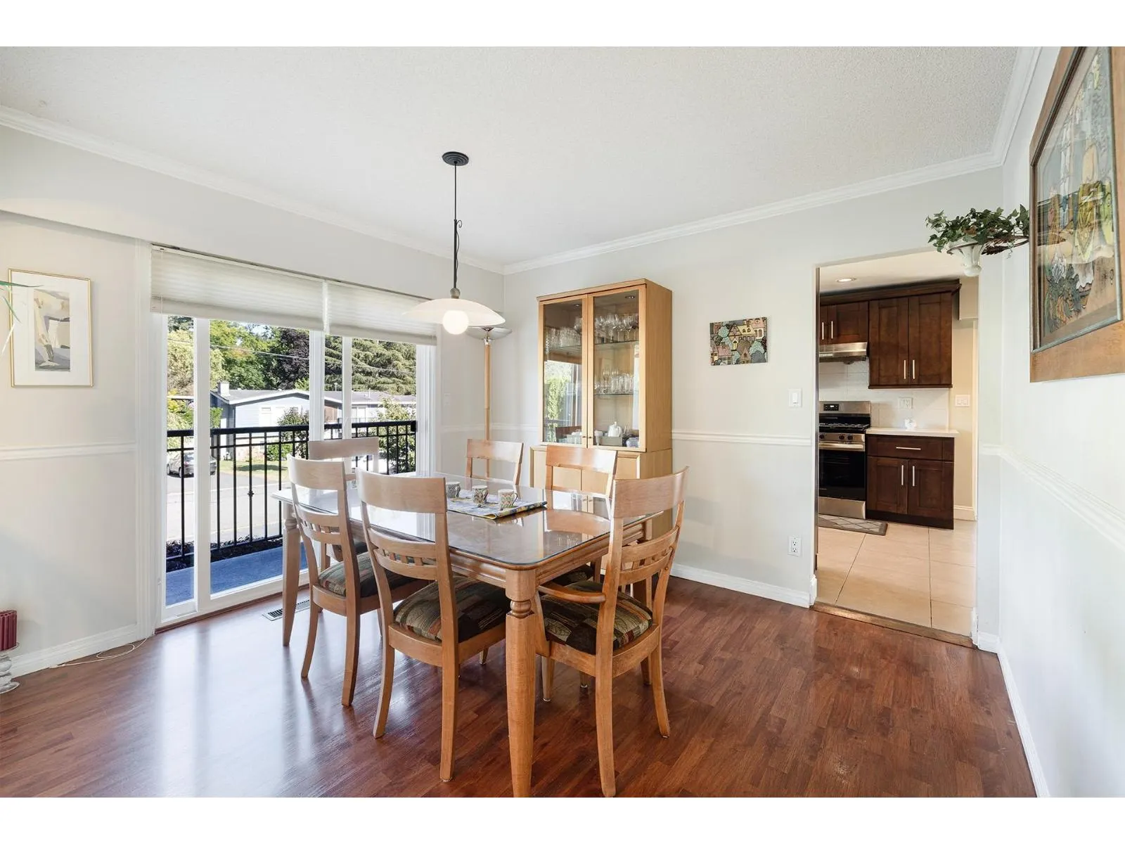 11055 LINCOLN DRIVE