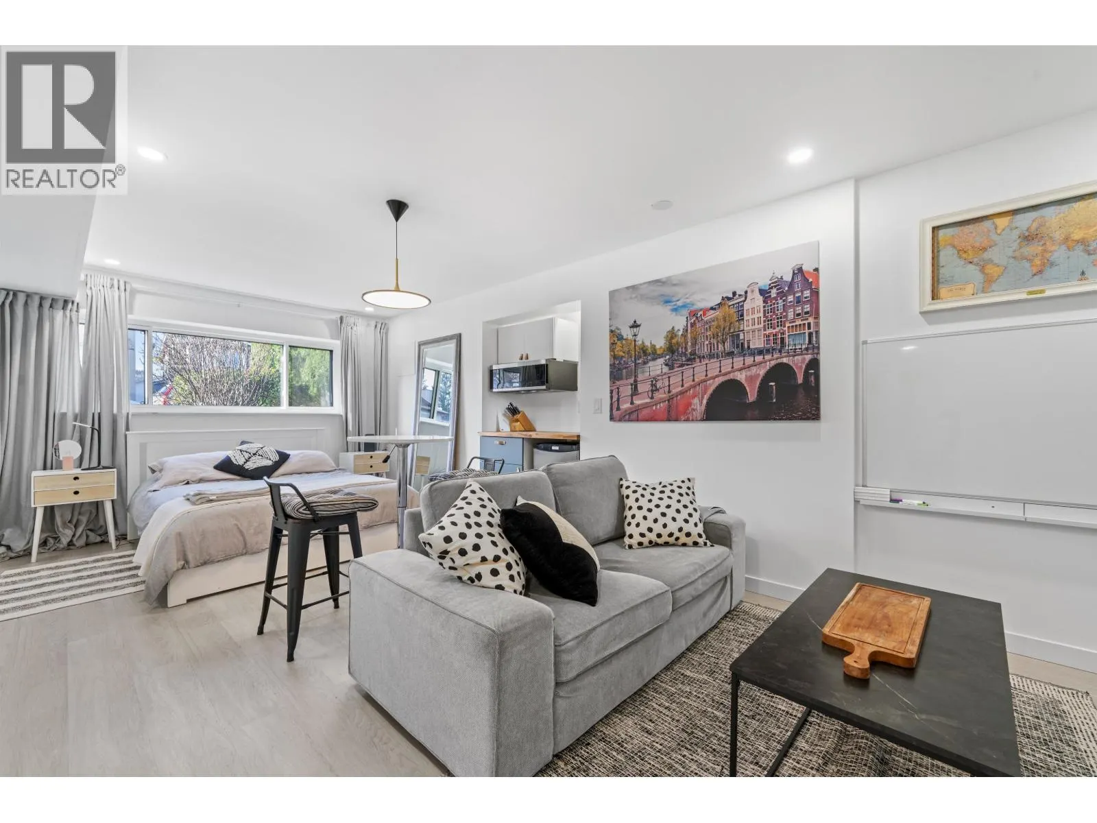 3133 REDONDA DRIVE