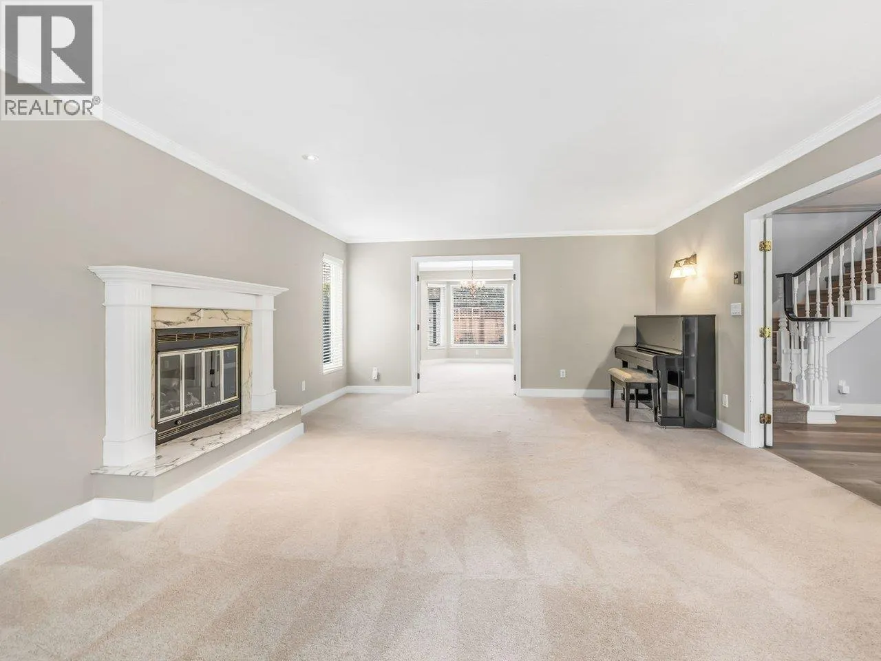 810 ENGLISH BLUFF ROAD