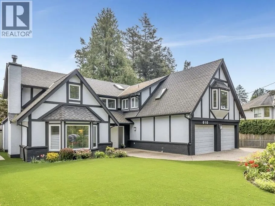 810 ENGLISH BLUFF ROAD