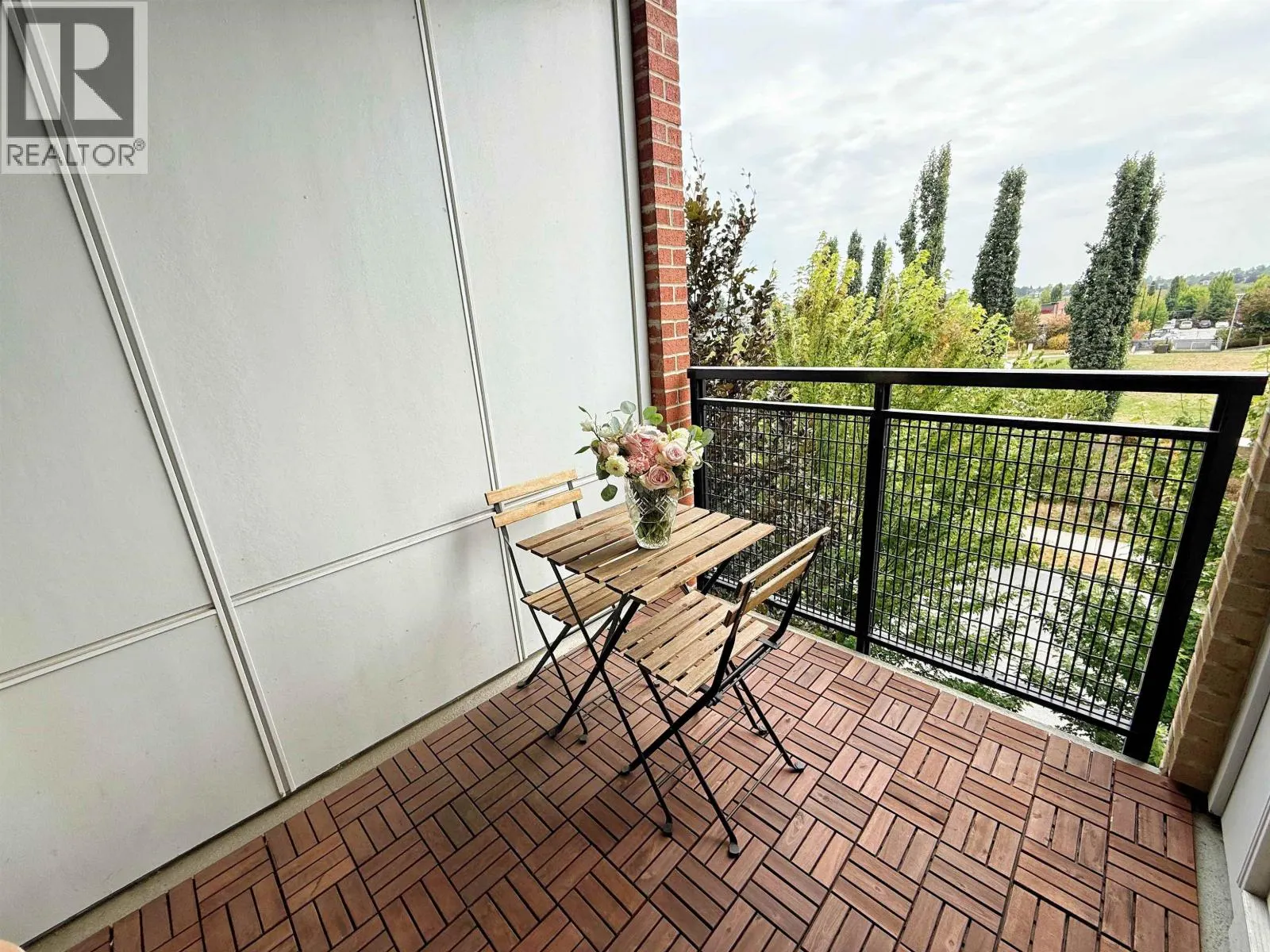 303 9399 ALEXANDRA ROAD