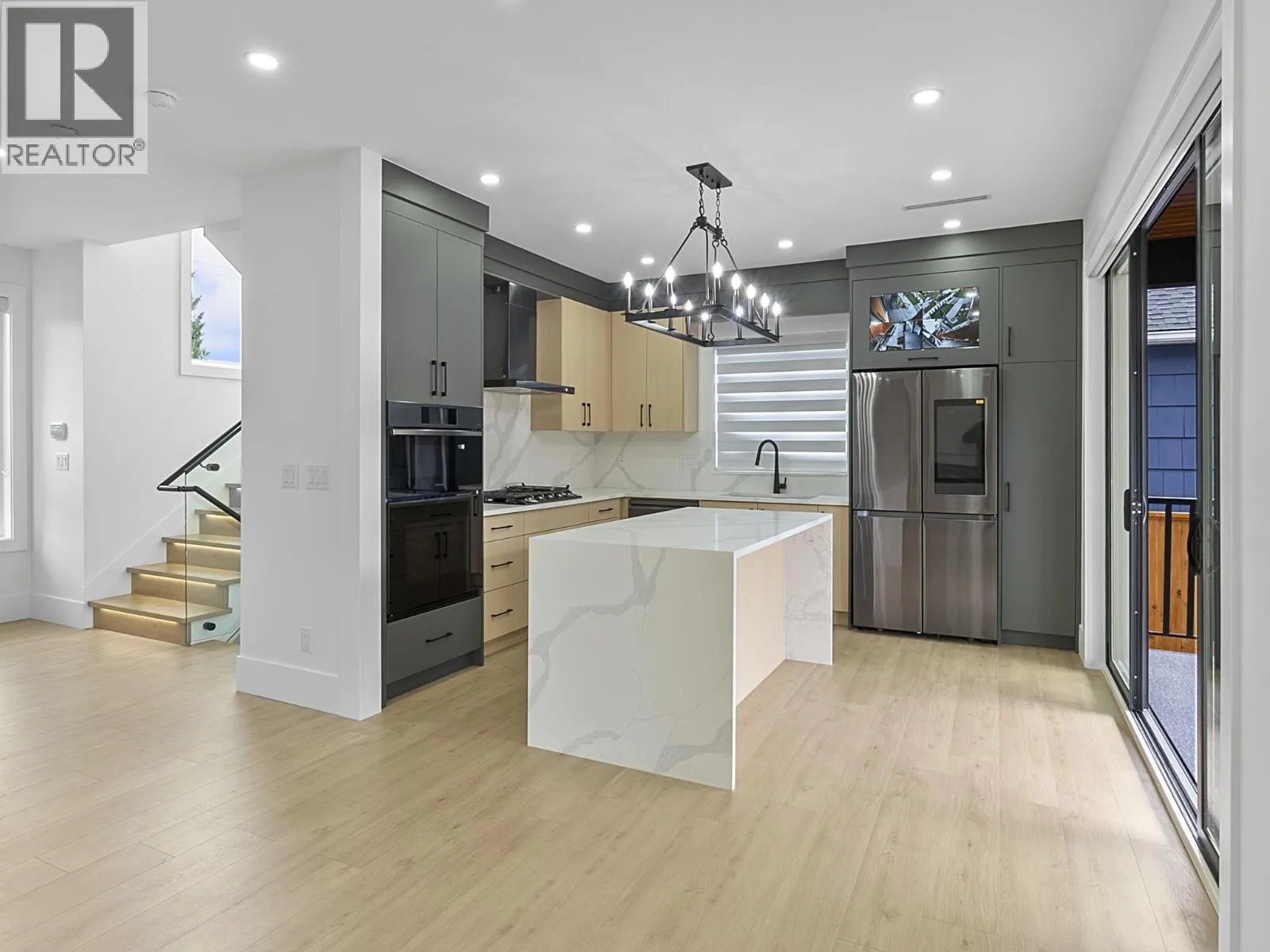 218 OSBORNE AVENUE