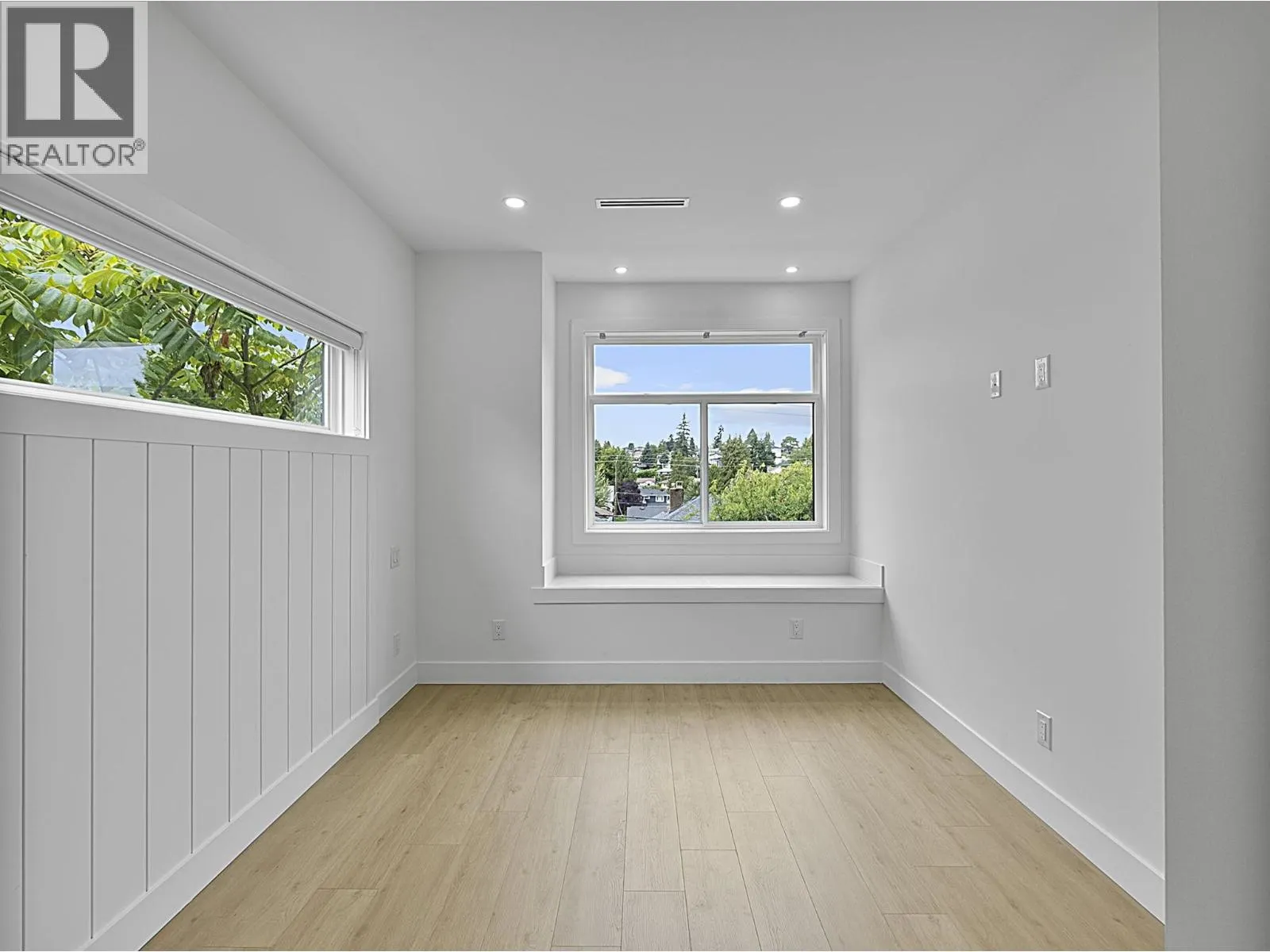 218 OSBORNE AVENUE