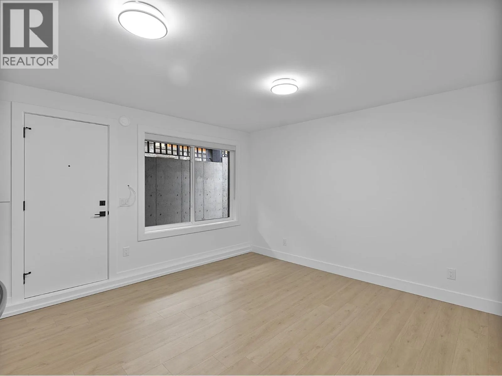 218 OSBORNE AVENUE