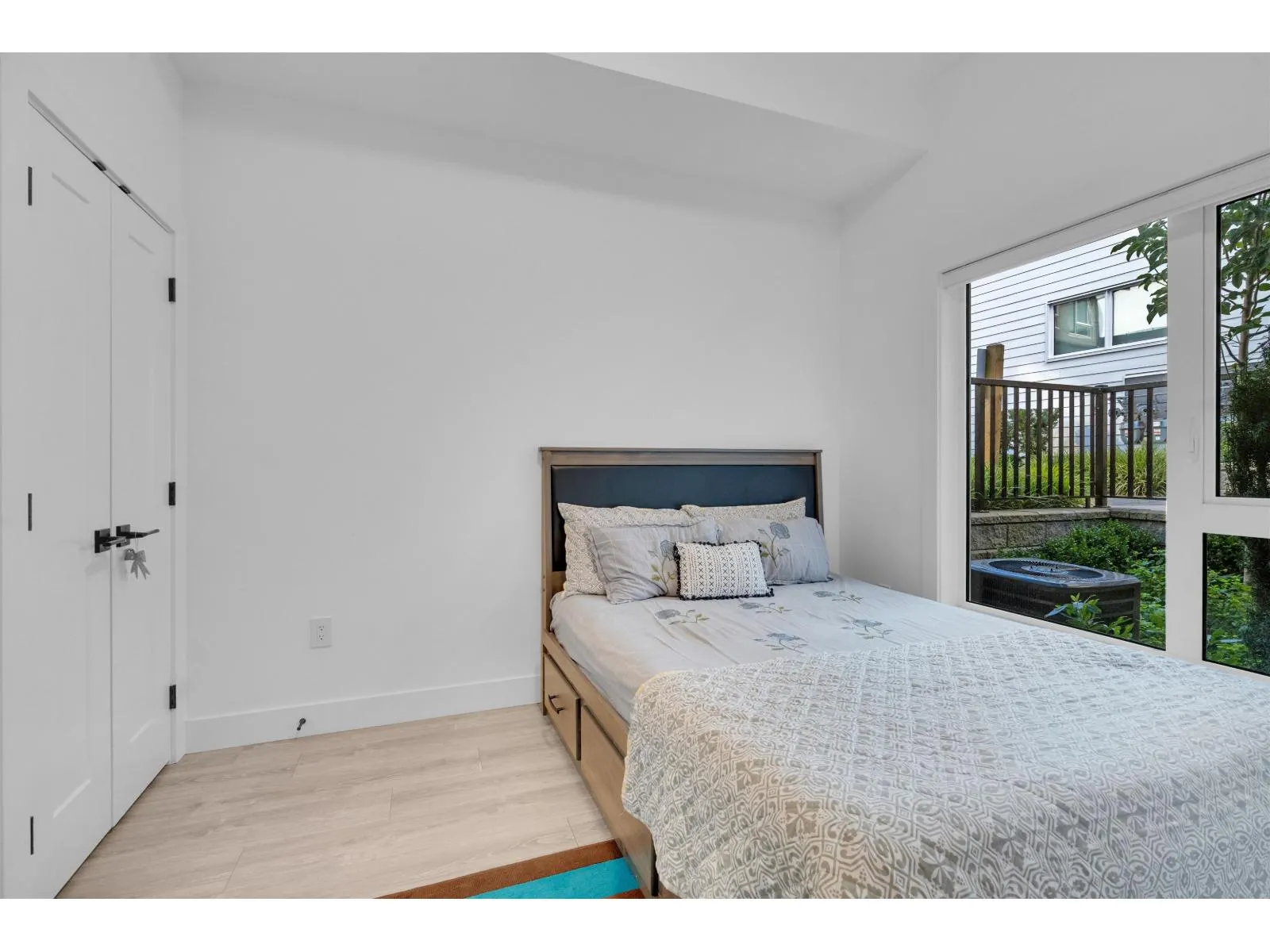 24 15030 28 AVENUE