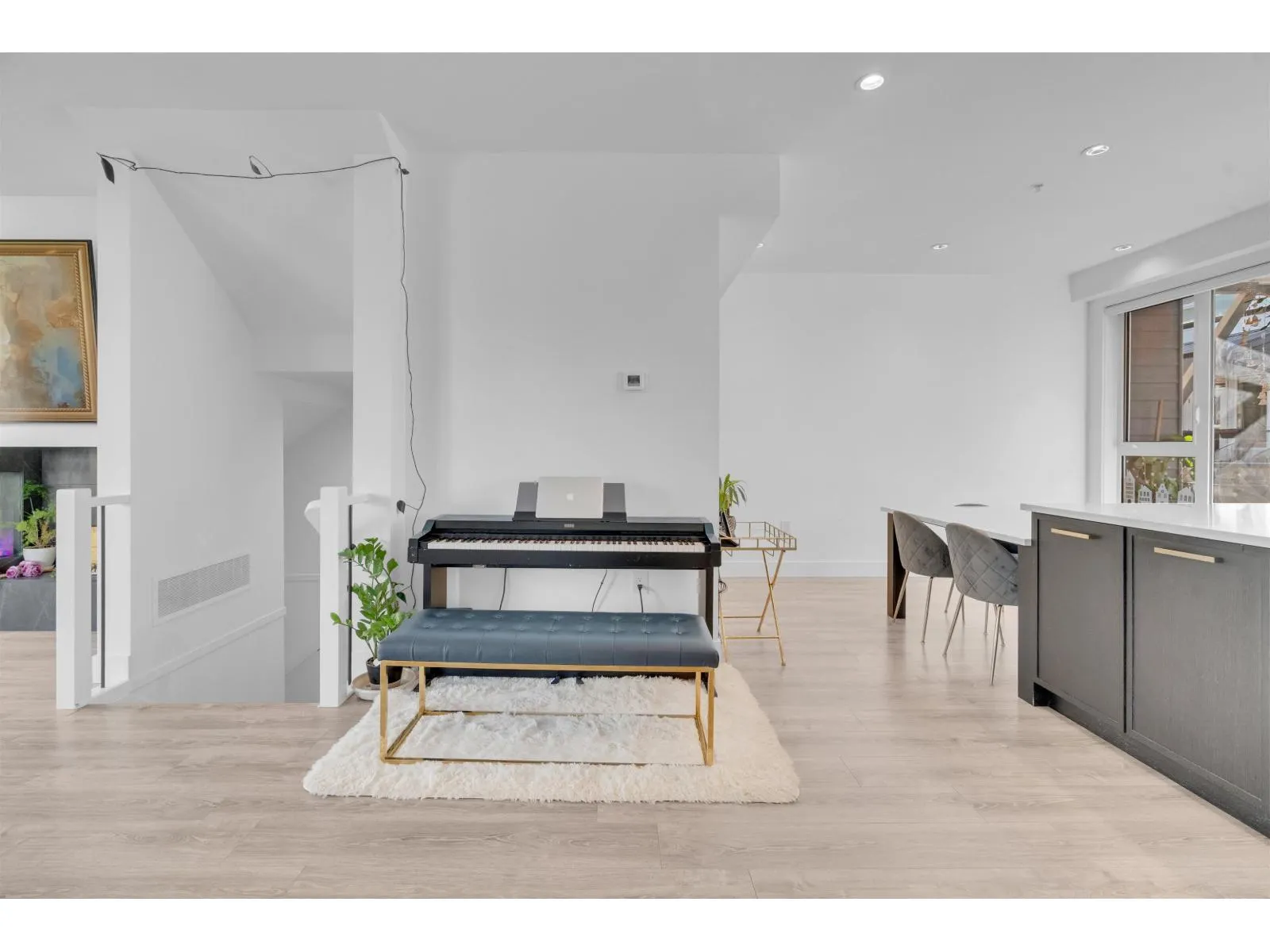 24 15030 28 AVENUE