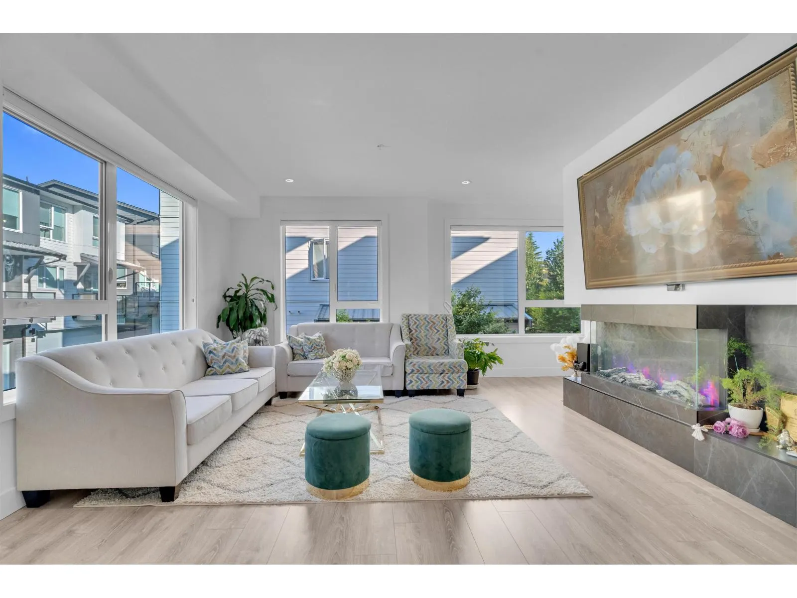 24 15030 28 AVENUE
