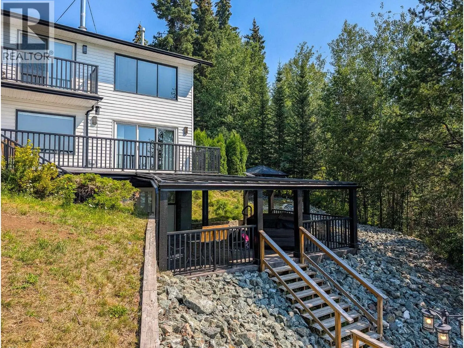 13010 LAKESIDE DRIVE