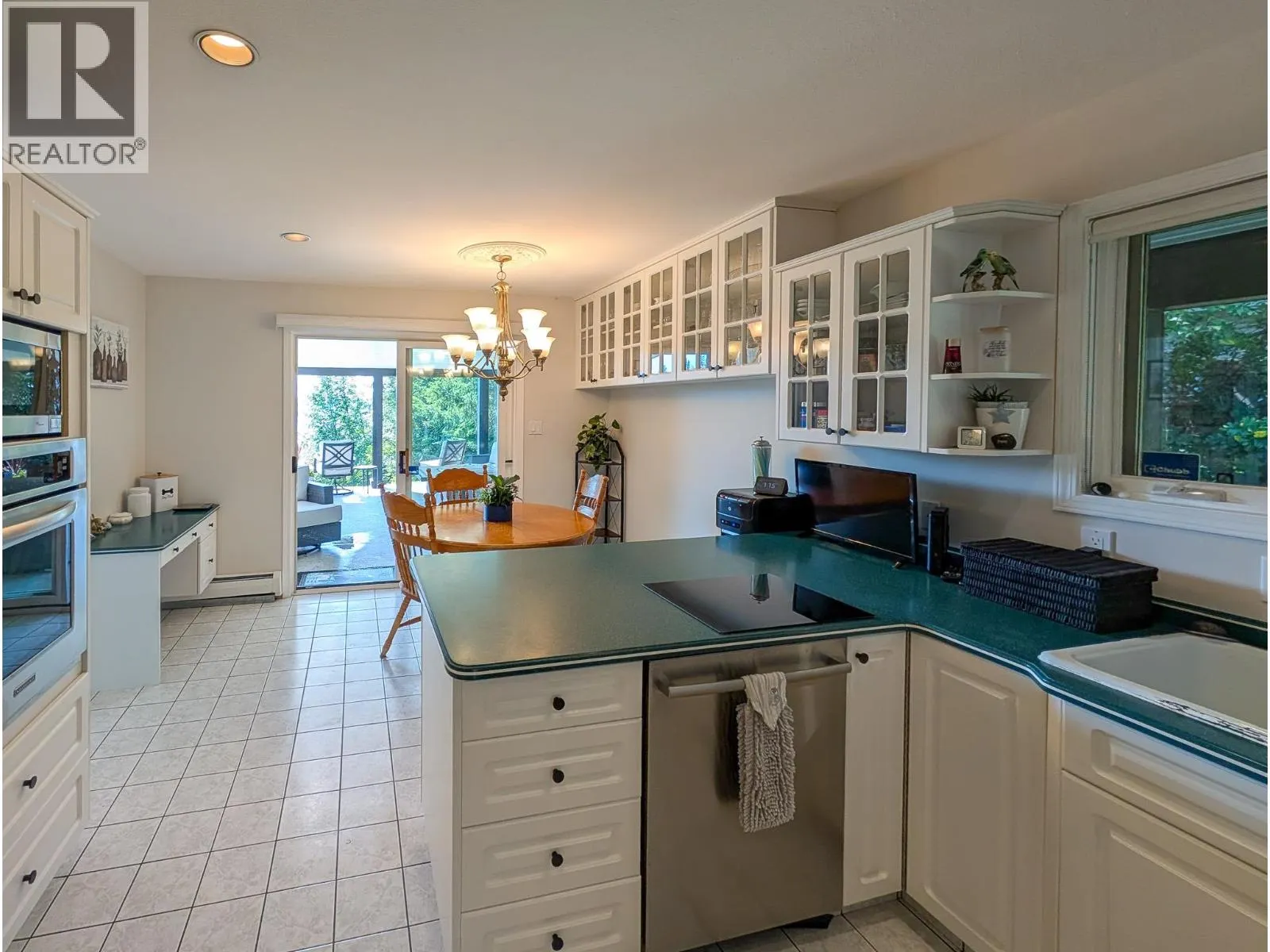 13010 LAKESIDE DRIVE