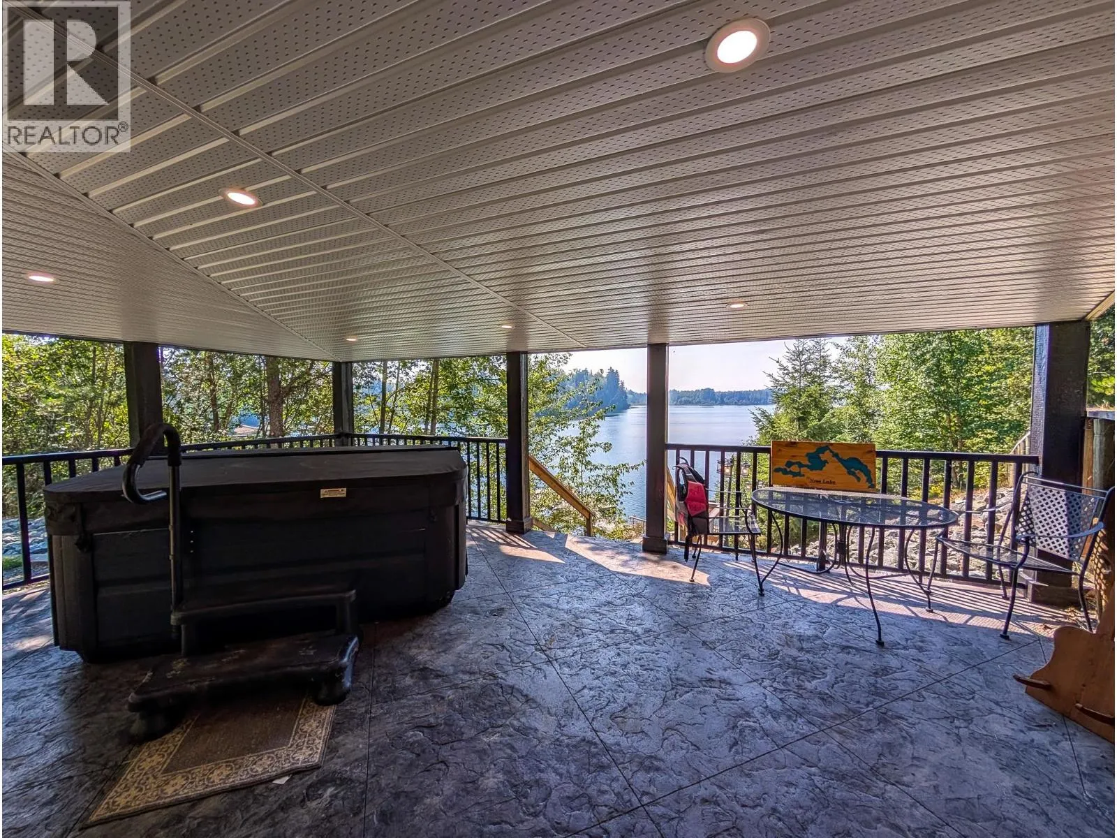 13010 LAKESIDE DRIVE