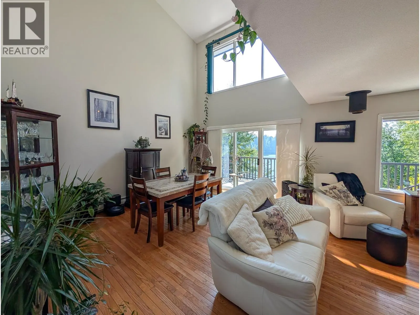 13010 LAKESIDE DRIVE