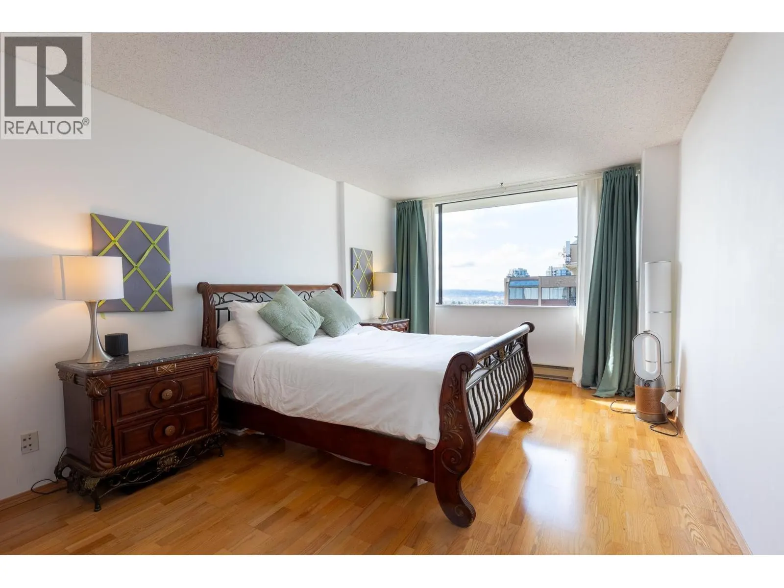 1404 7235 SALISBURY AVENUE