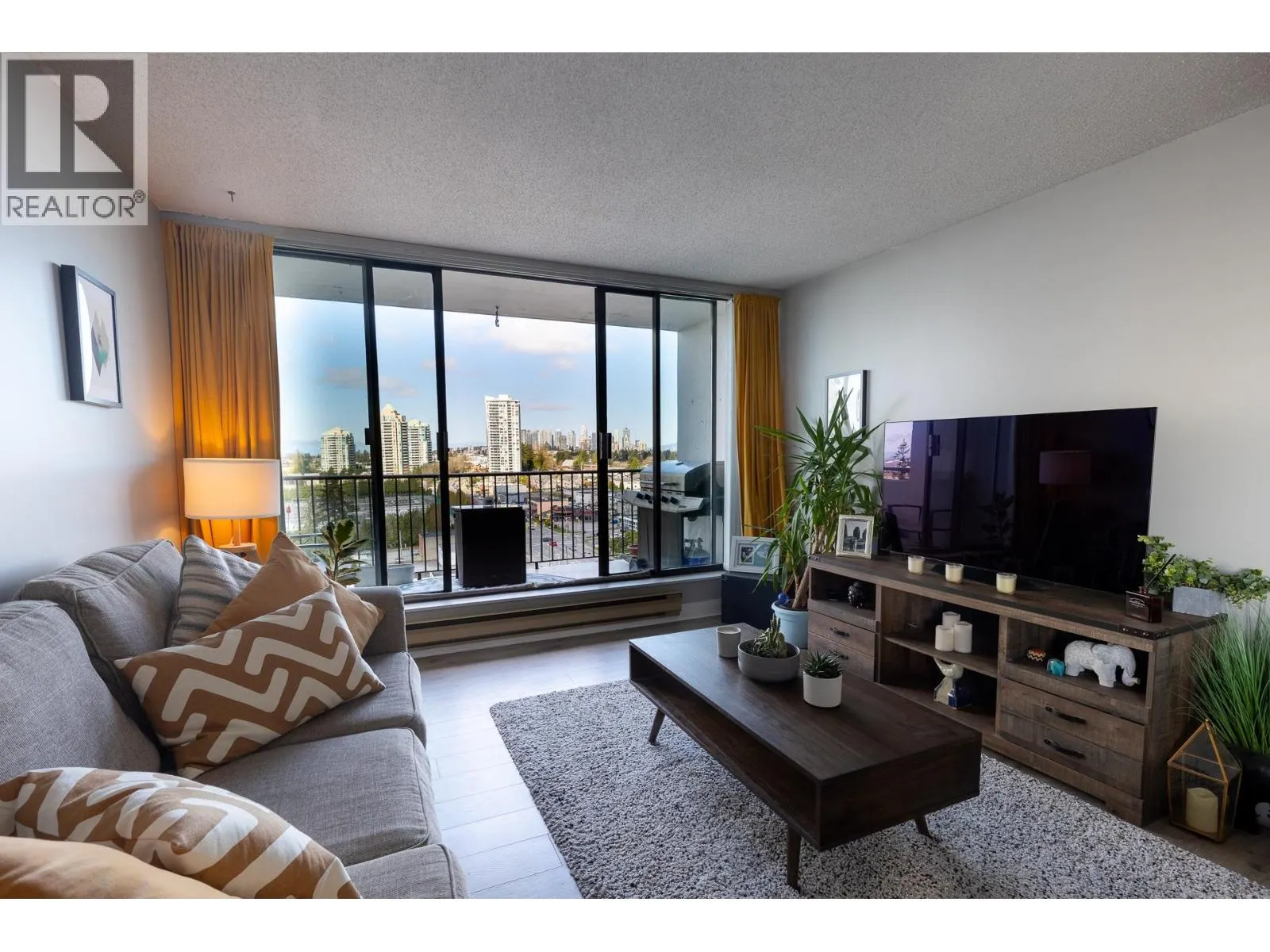 1404 7235 SALISBURY AVENUE