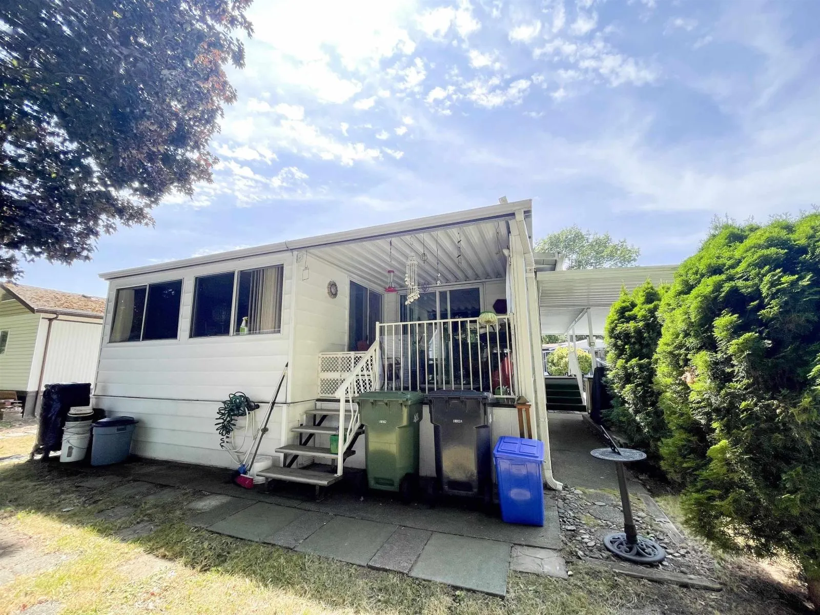305 1840 160 STREET