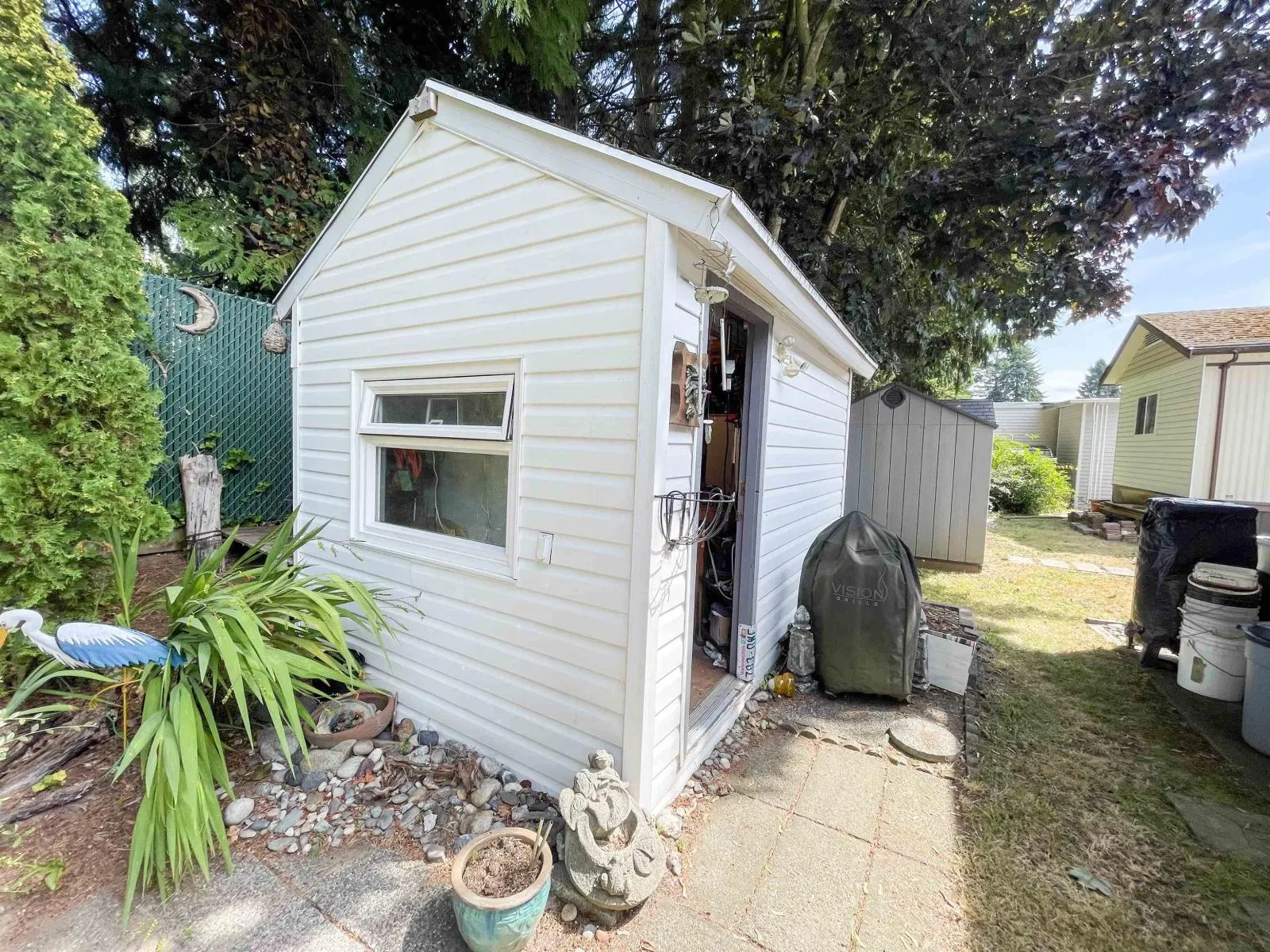 305 1840 160 STREET