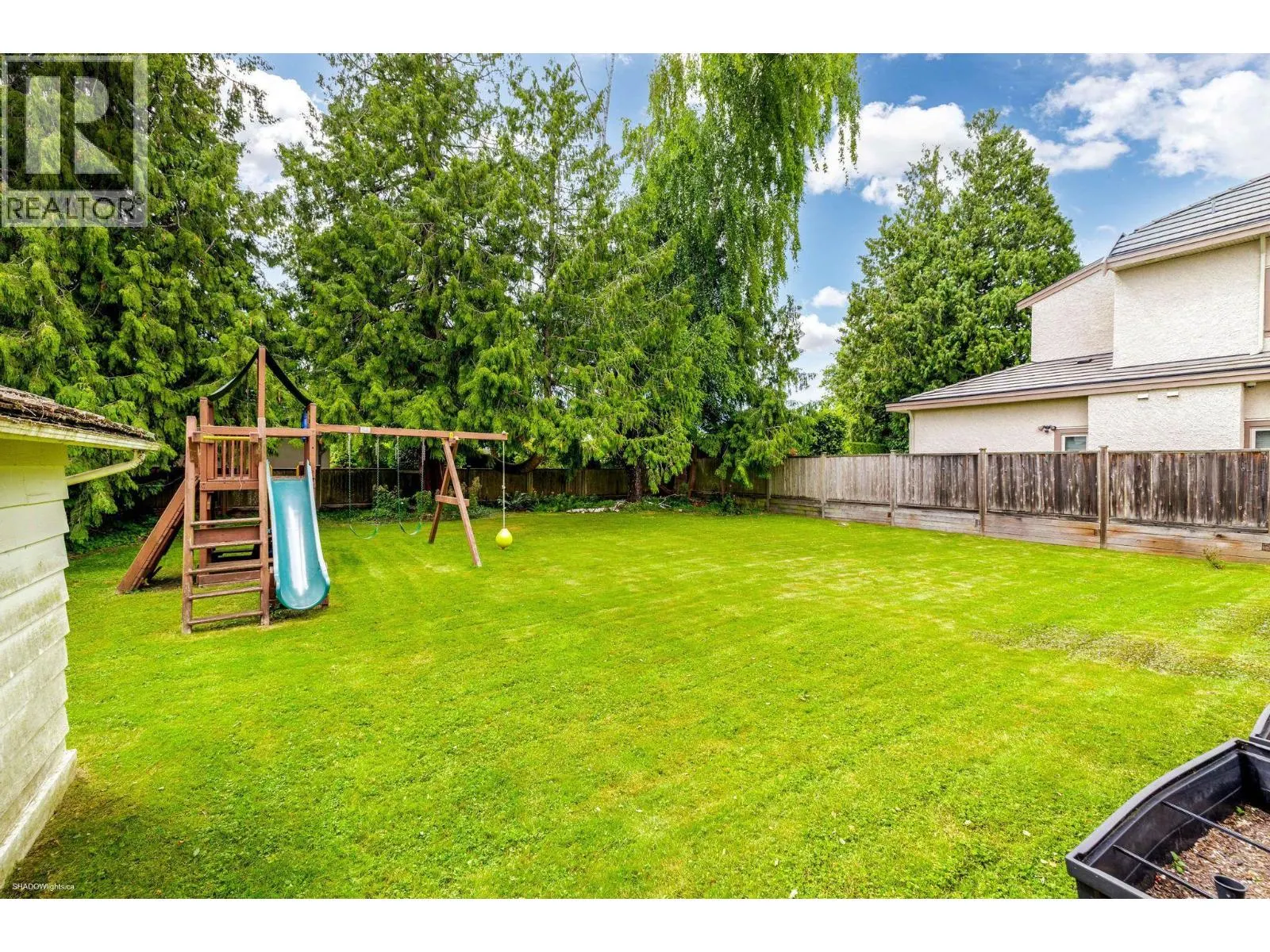6471 GIBBONS DRIVE