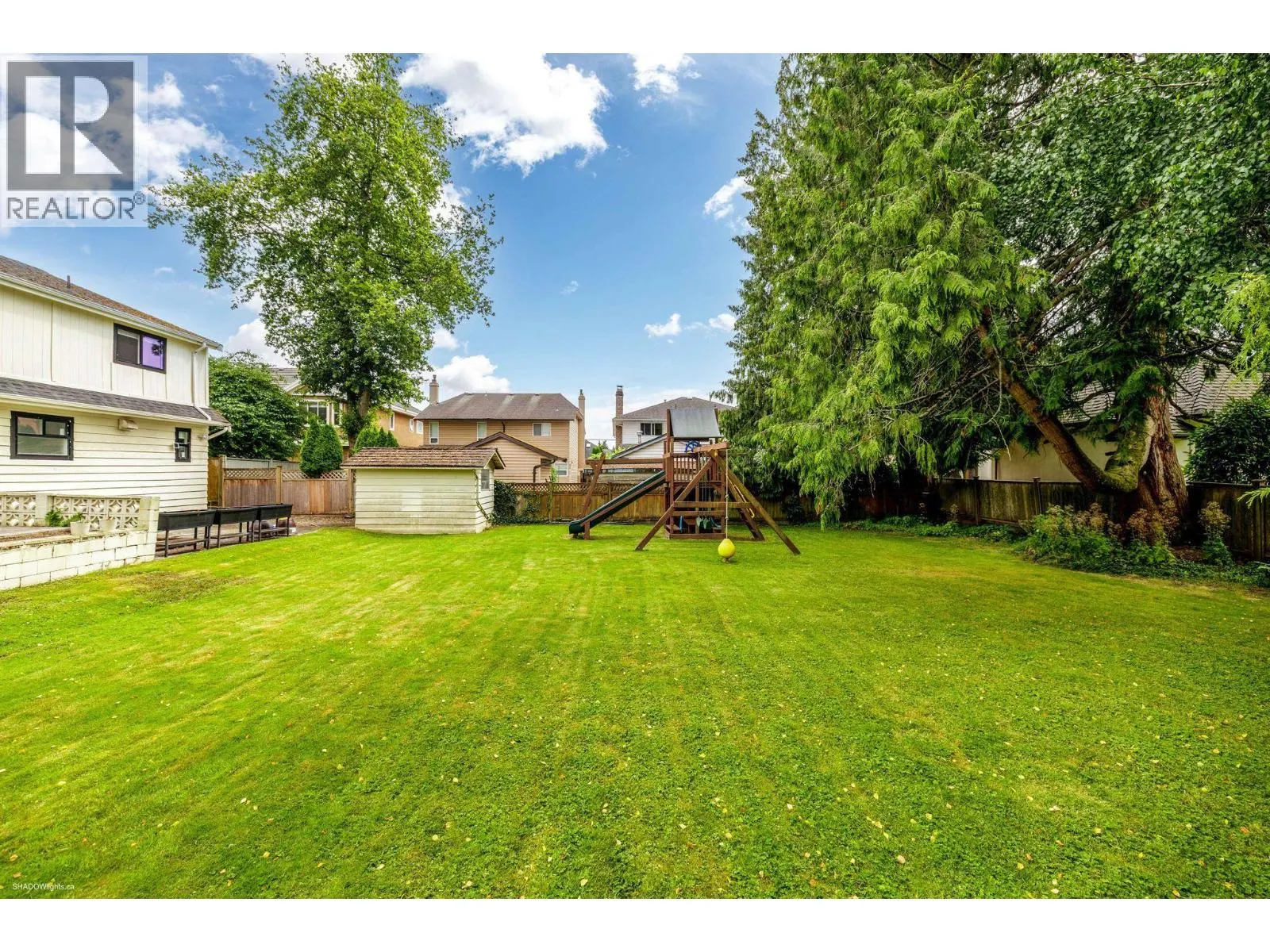 6471 GIBBONS DRIVE
