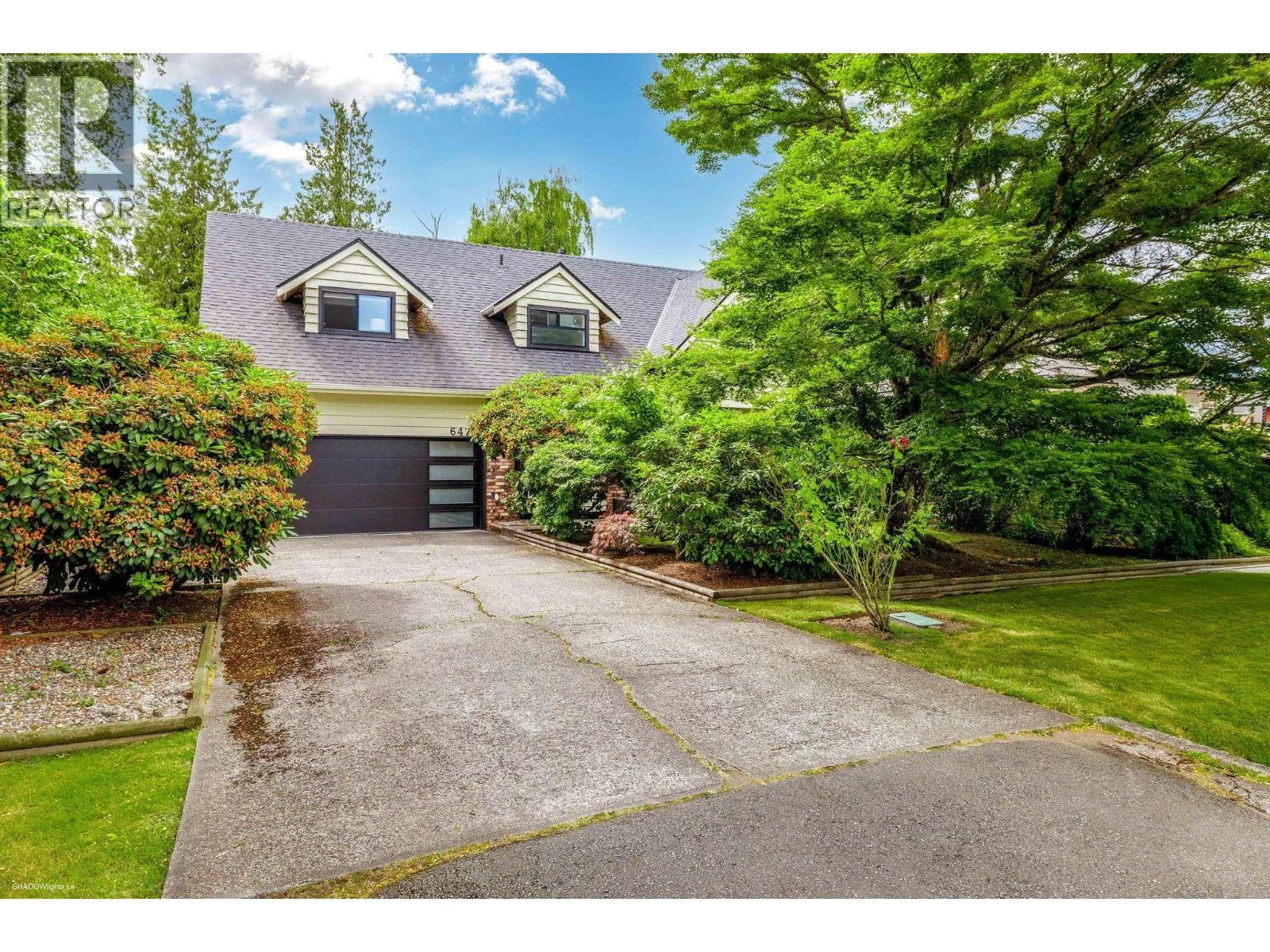 6471 GIBBONS DRIVE
