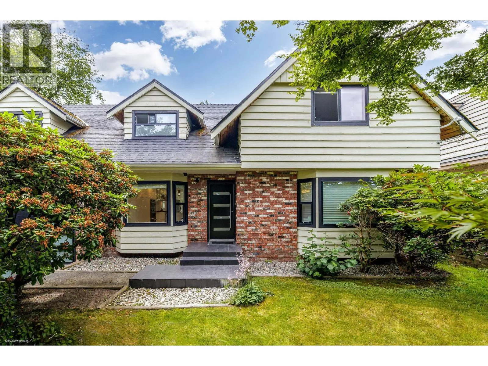 6471 GIBBONS DRIVE
