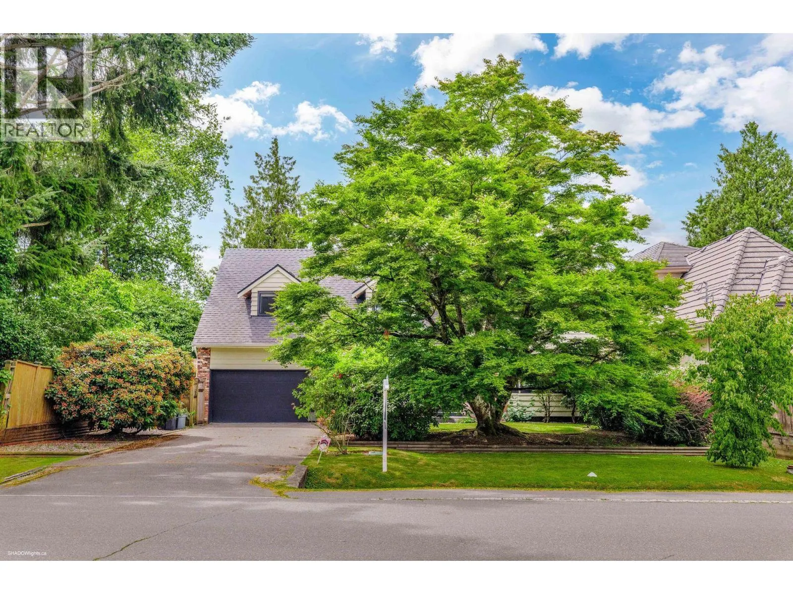 6471 GIBBONS DRIVE