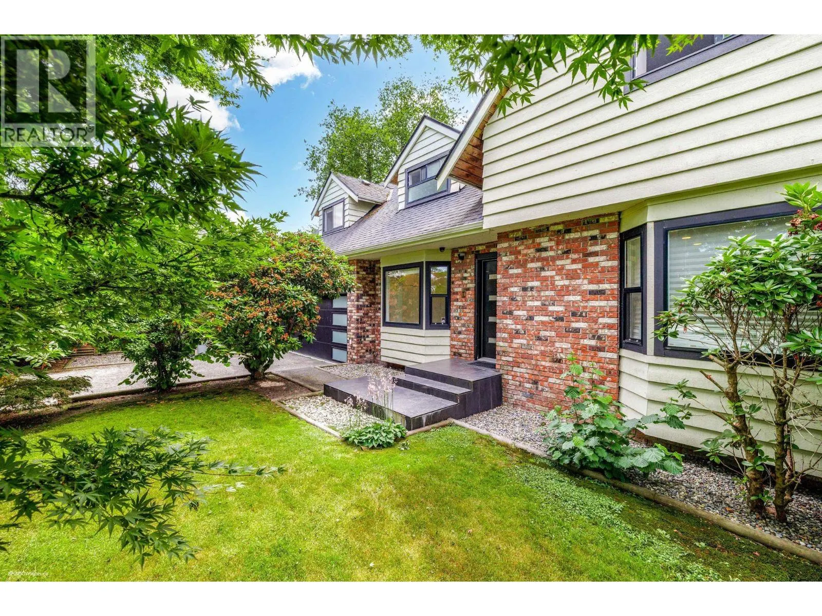 6471 GIBBONS DRIVE