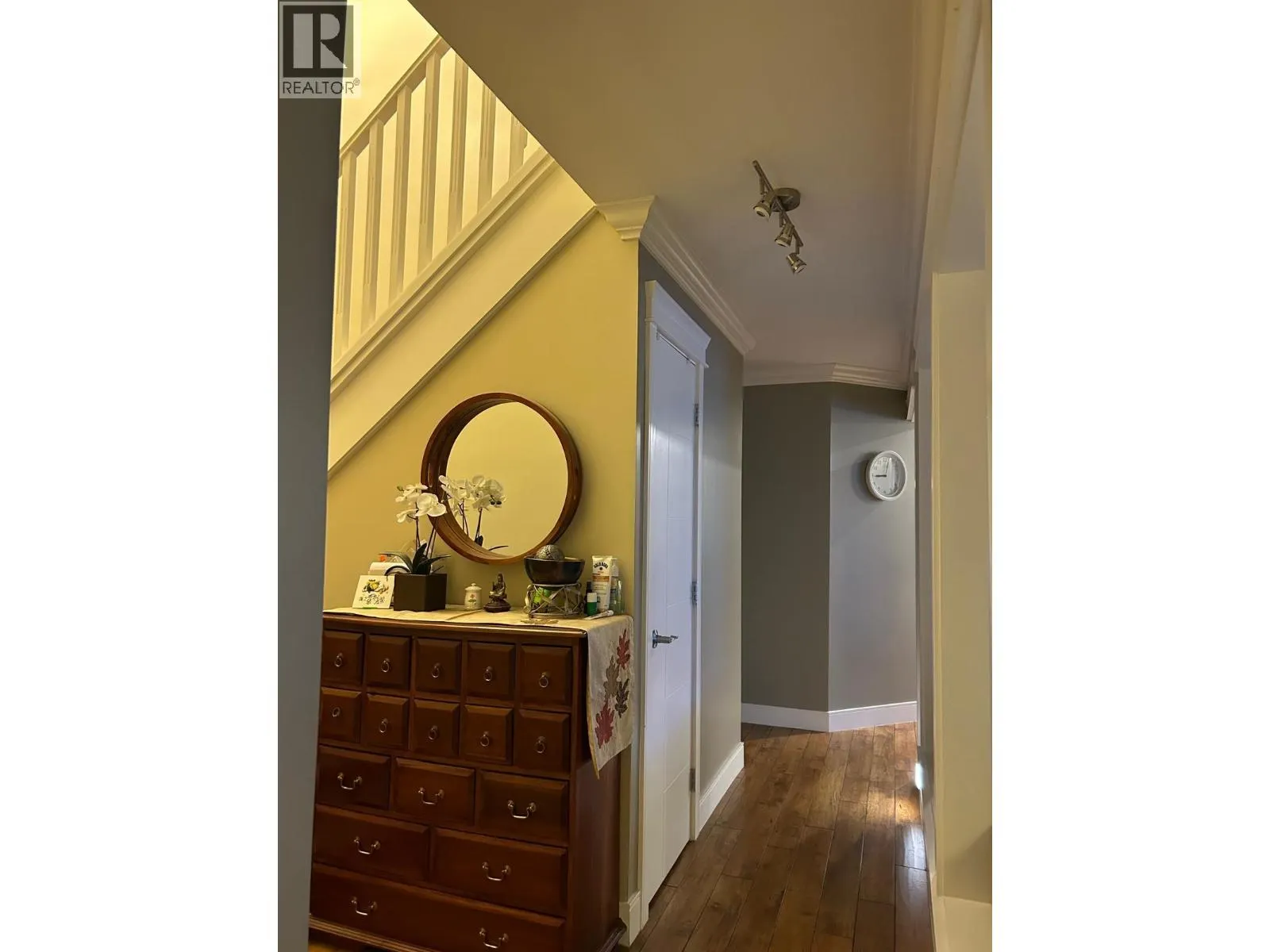 10690 HOLLYBANK DRIVE