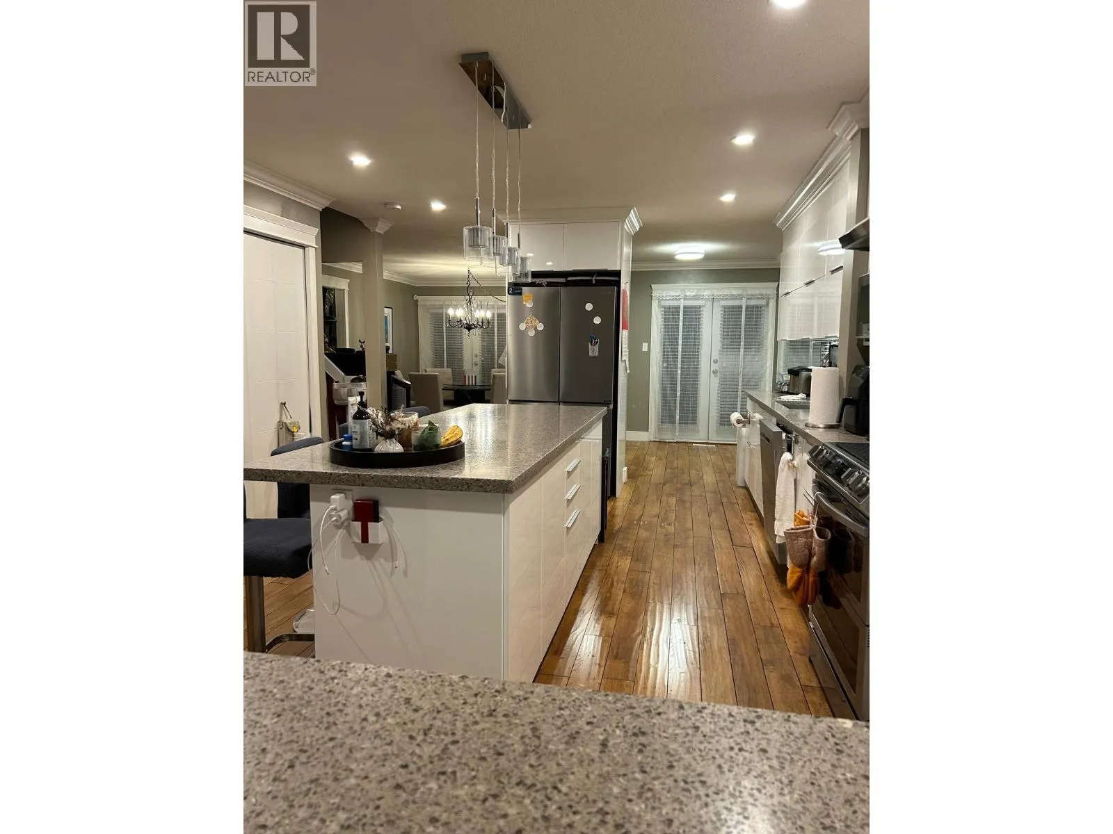 10690 HOLLYBANK DRIVE