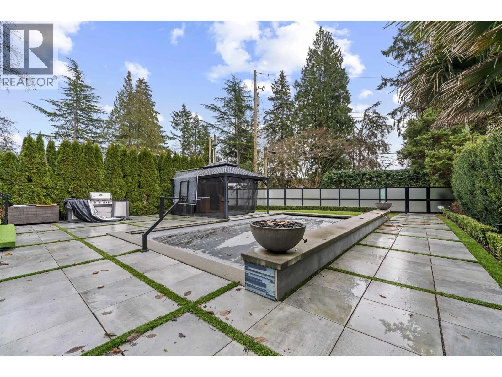 4215 EVERGREEN AVENUE
