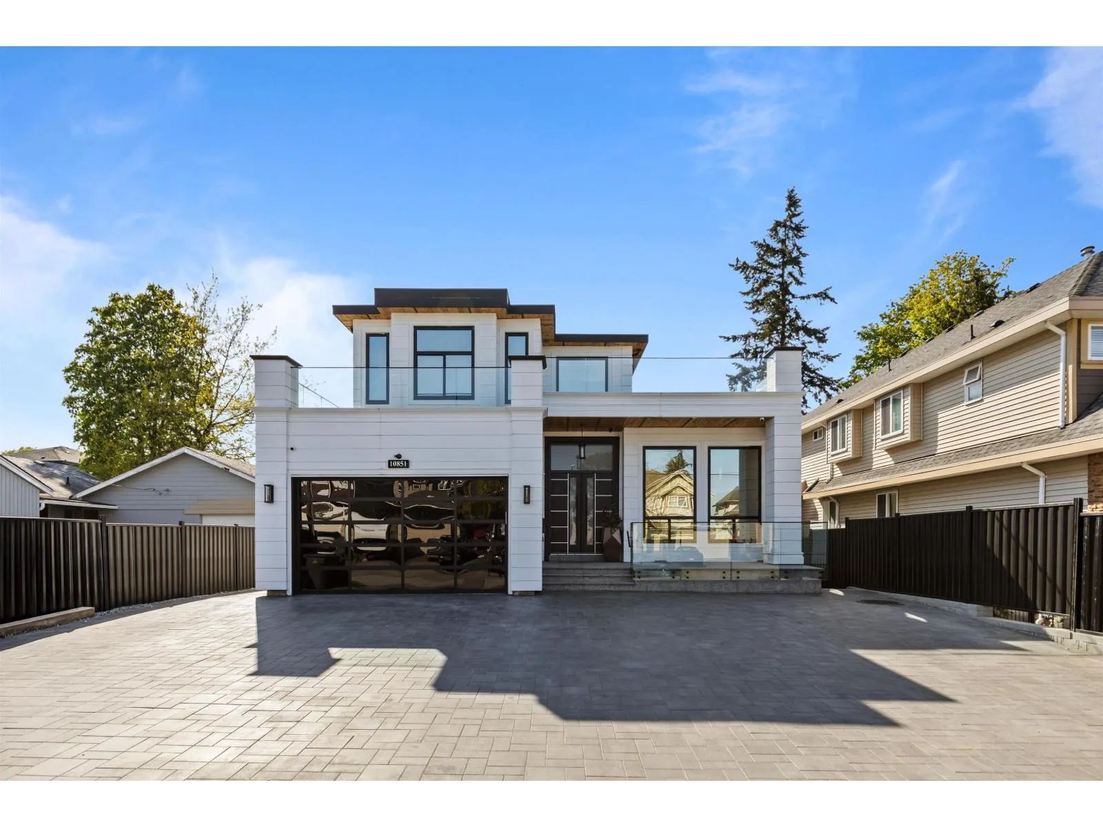 10851 130 STREET