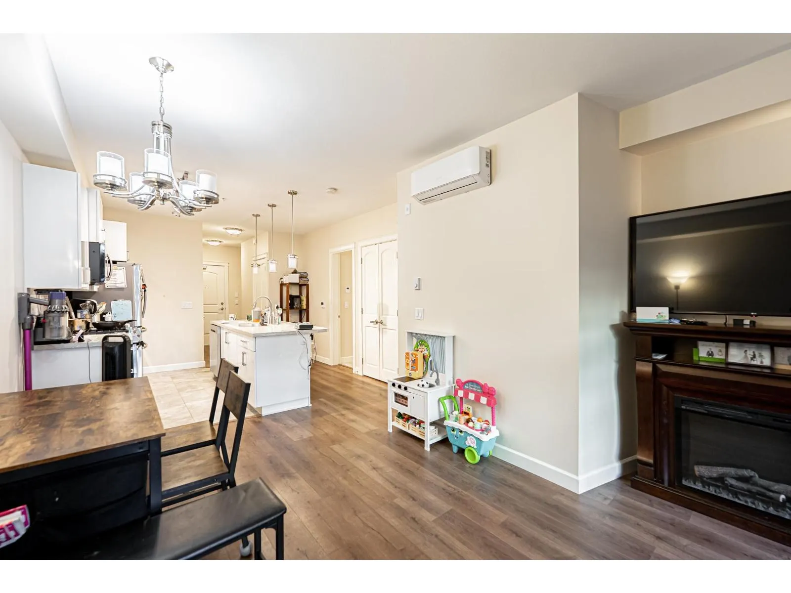 101 8561 203A STREET