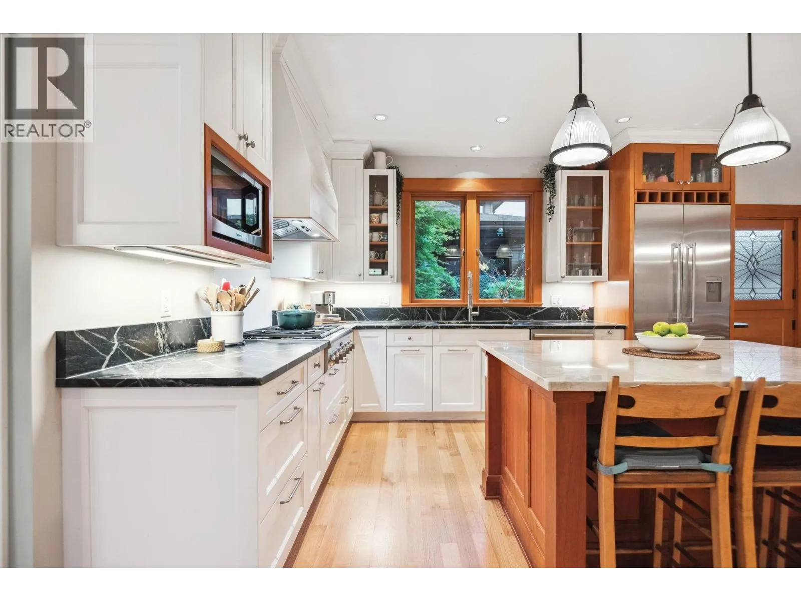 346 E 5TH STREET
