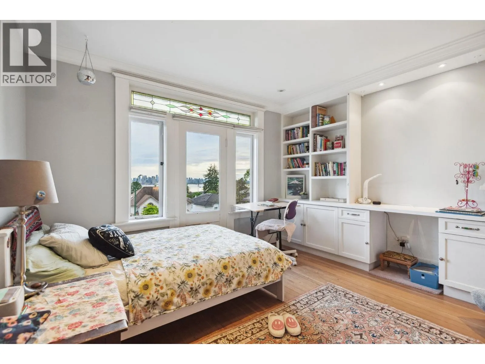 346 E 5TH STREET