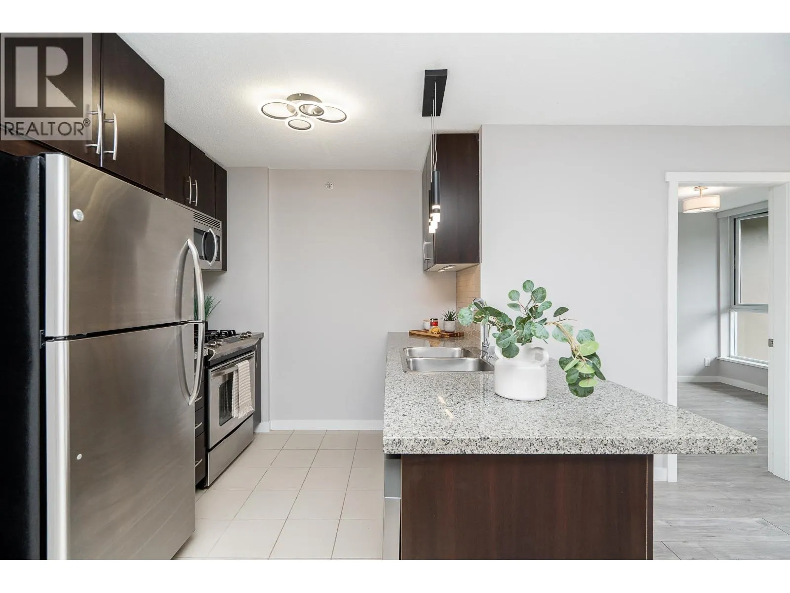 1909 660 NOOTKA WAY