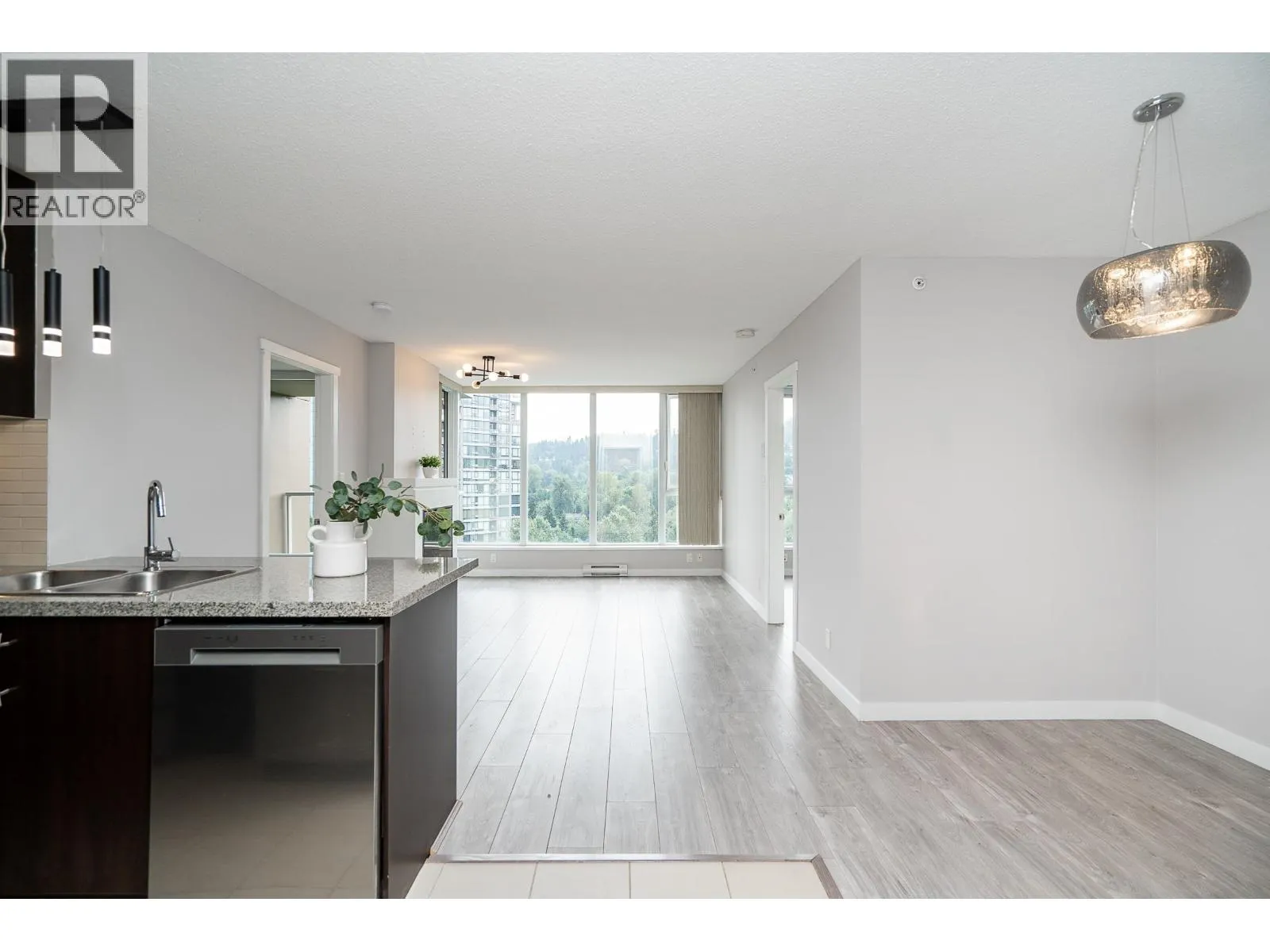 1909 660 NOOTKA WAY