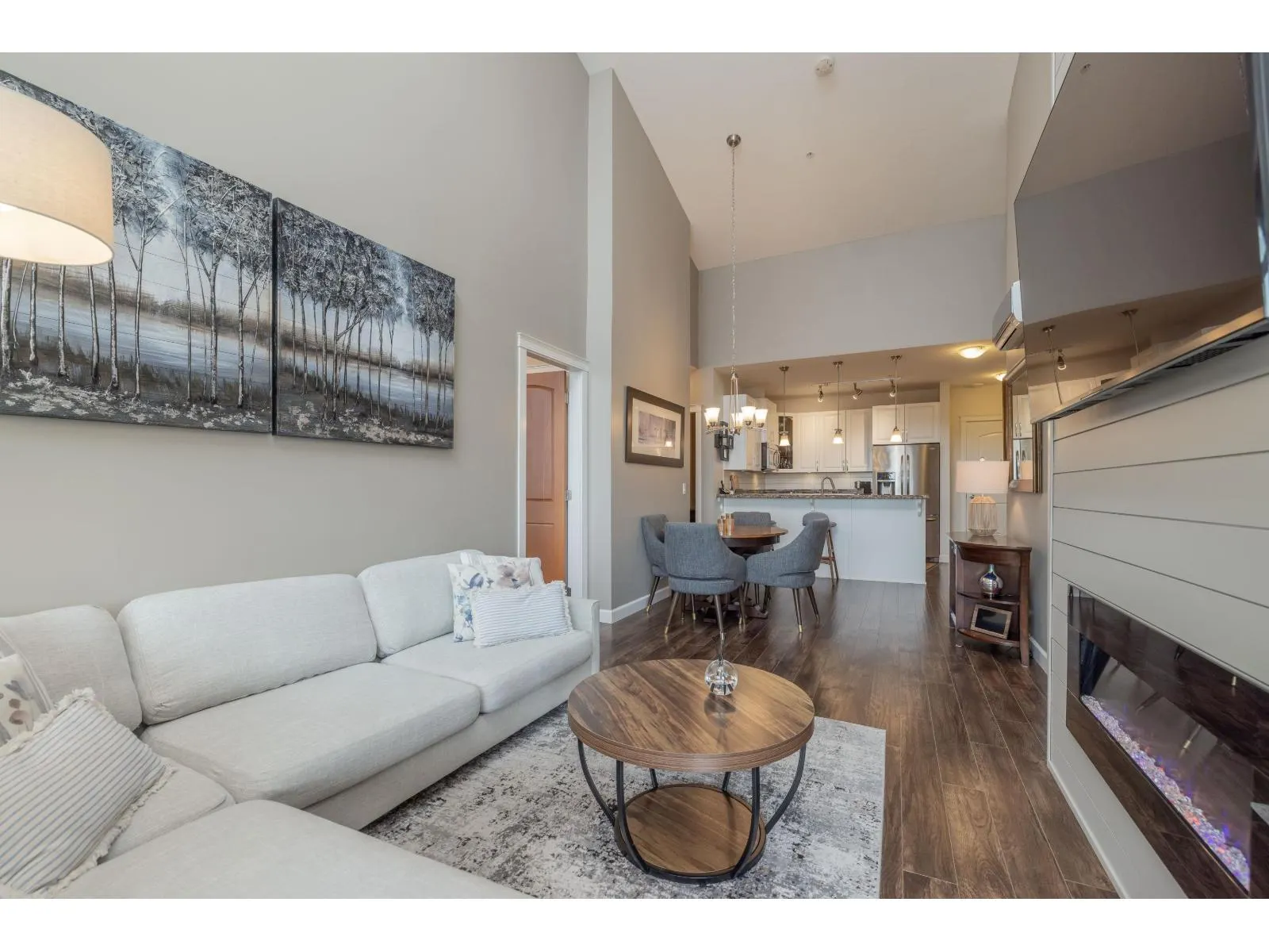 634 8067 207 STREET